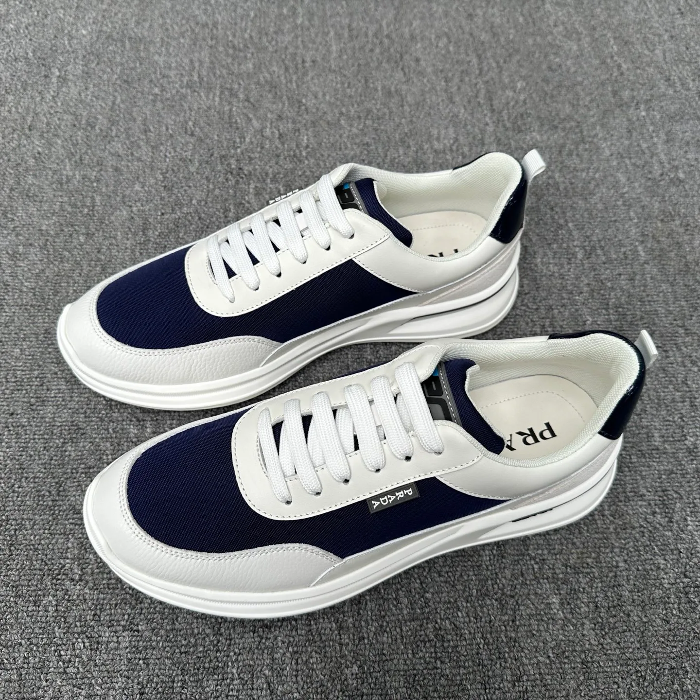 Кроссовки Мужские Prada 18076342