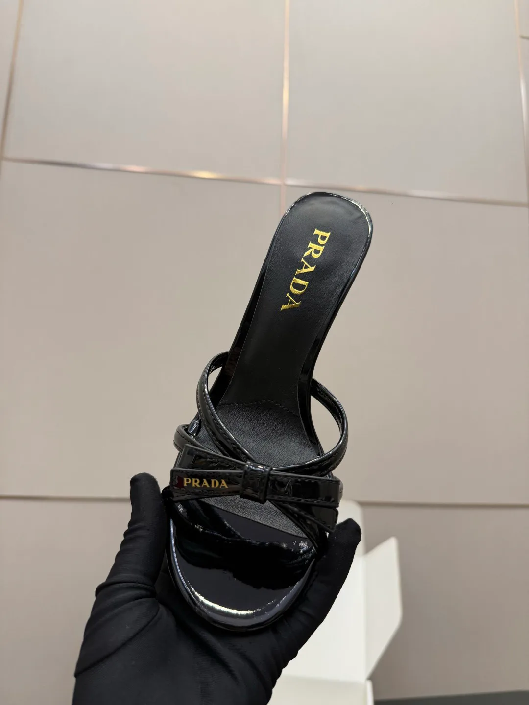Босоножки Женские Prada 16960886