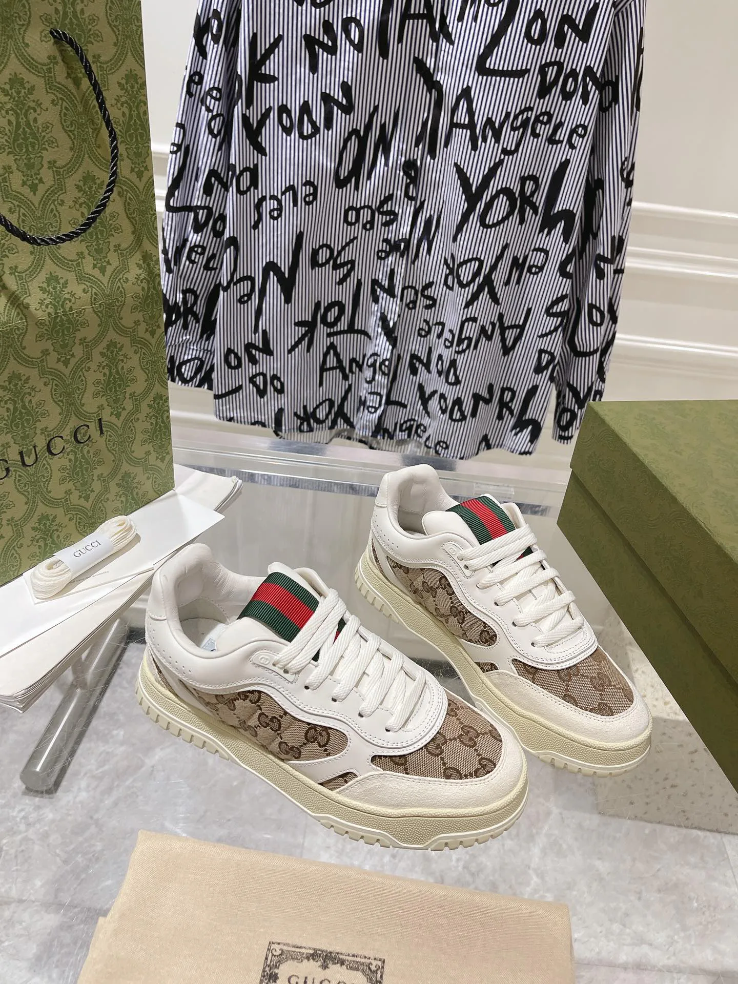 Кроссовки Женские Gucci 364782