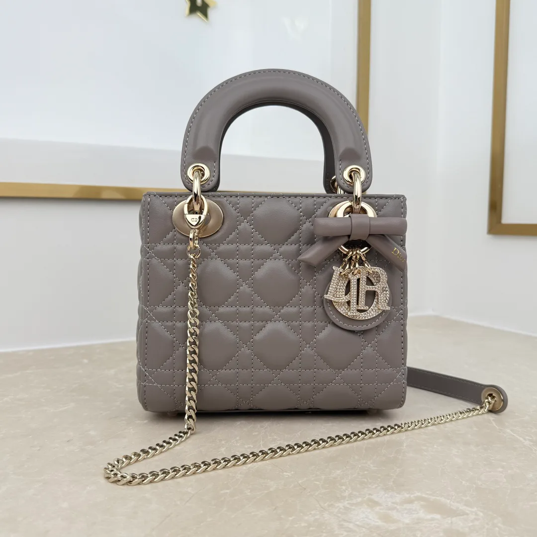 Классические Сумки Женские Christian Dior 18116222