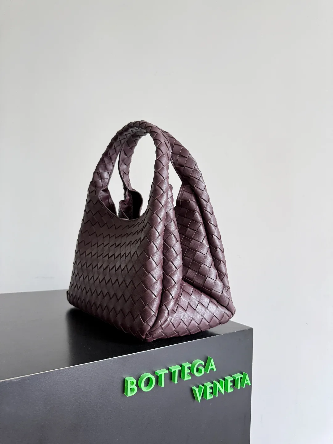 Классические Сумки Женские Bottega Veneta 11669049