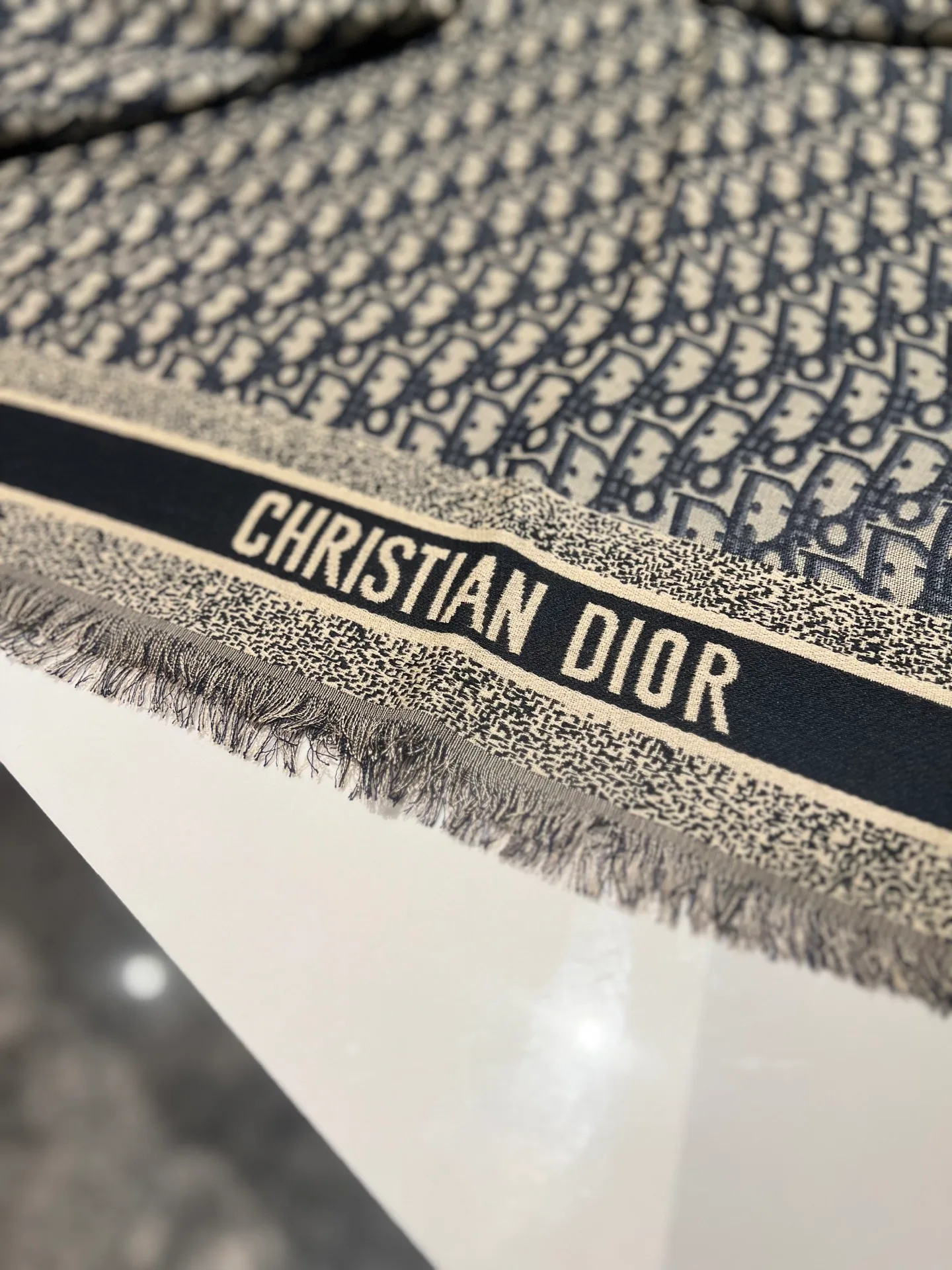 Шарфы Christian Dior 18507323