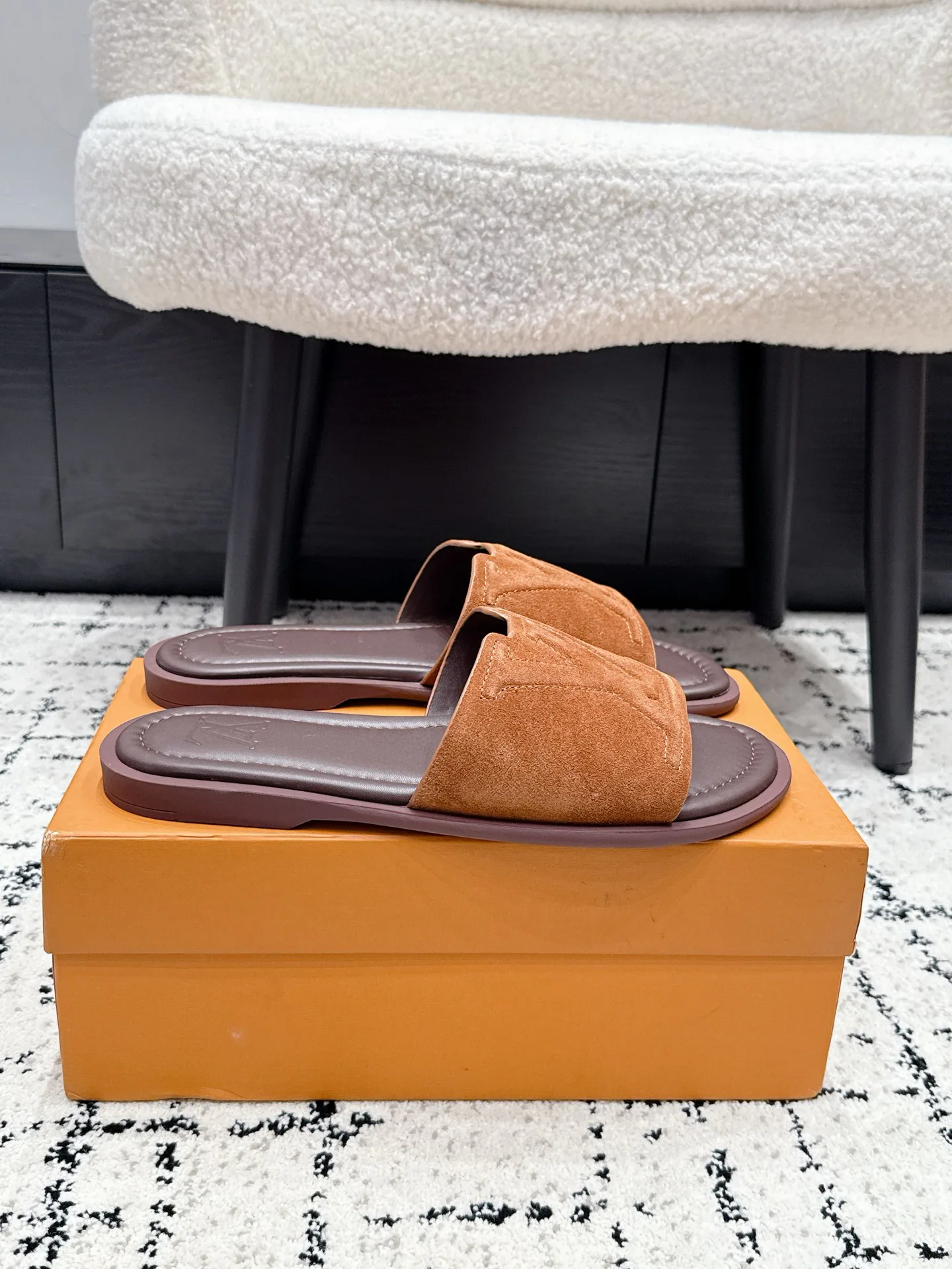 Шлепанцы Мужские Louis Vuitton 15243907