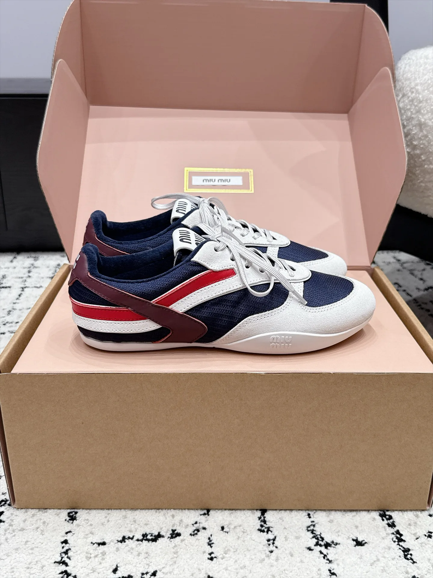Кроссовки Женские Miu Miu 18133265