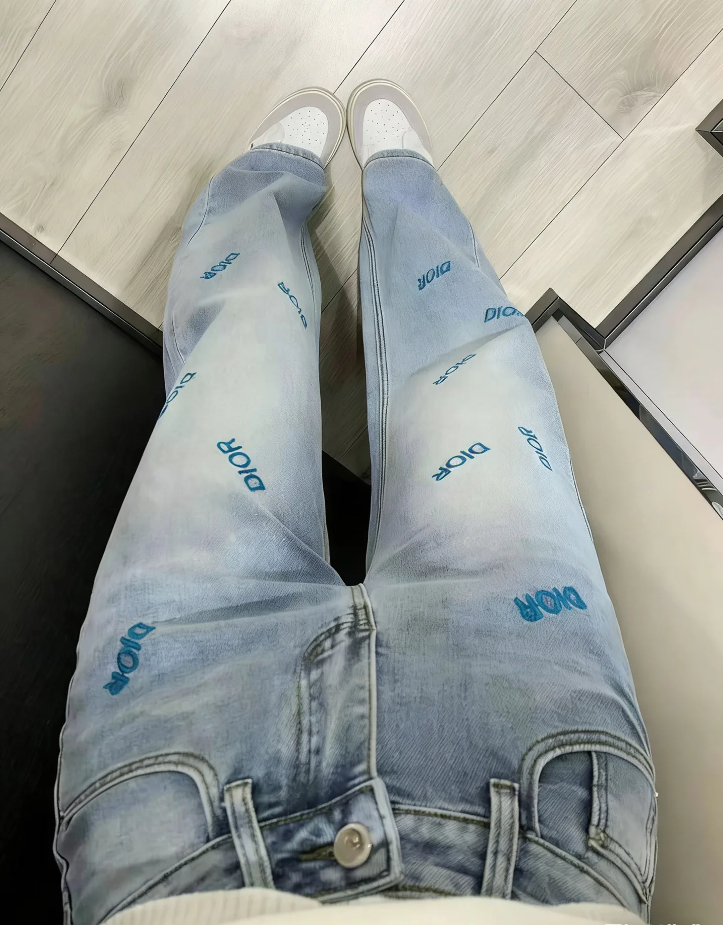 Джинсы Женские Christian Dior 11887775