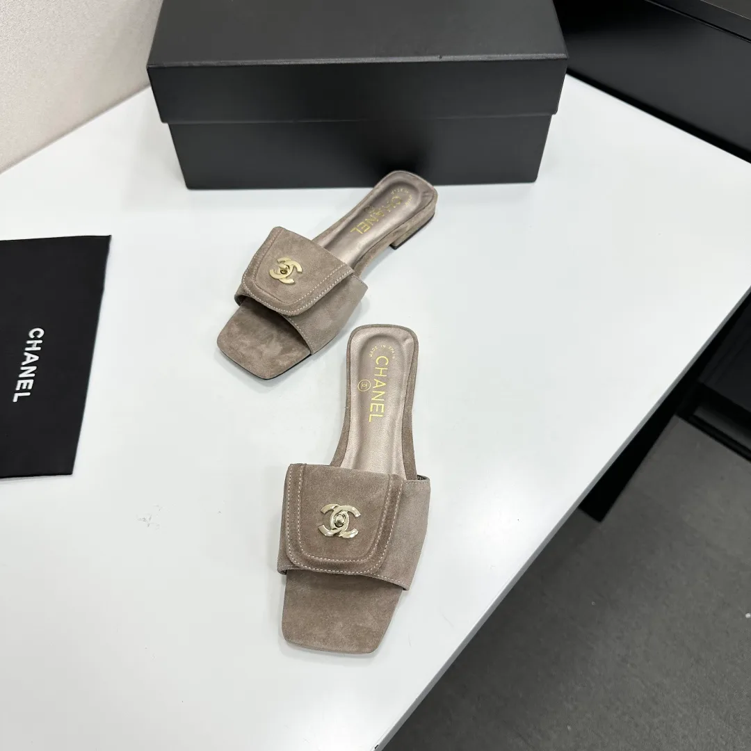 Босоножки Женские Chanel 13275836