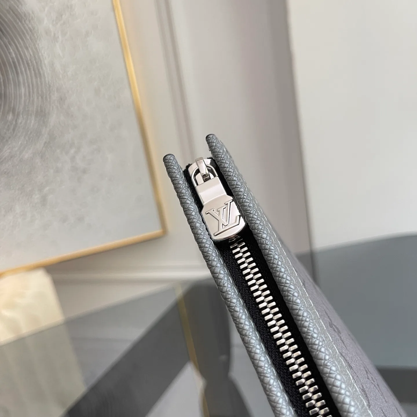 Клатчи Женские Louis Vuitton 11668945