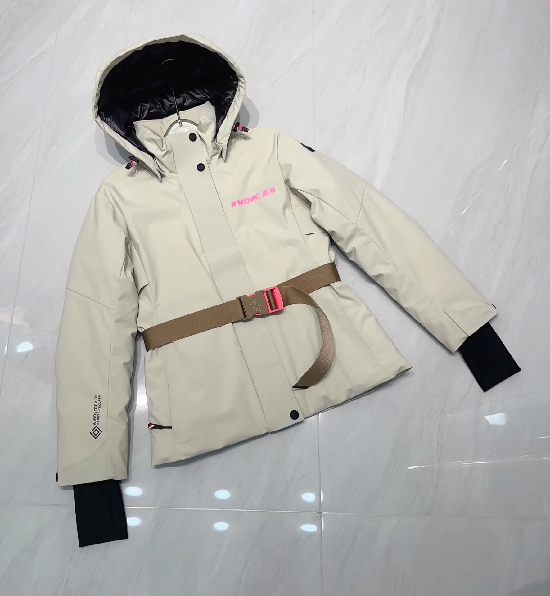 Куртки И Пуховики Женские Moncler 18710223