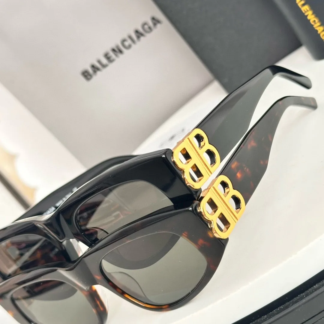 Очки Balenciaga 10379582