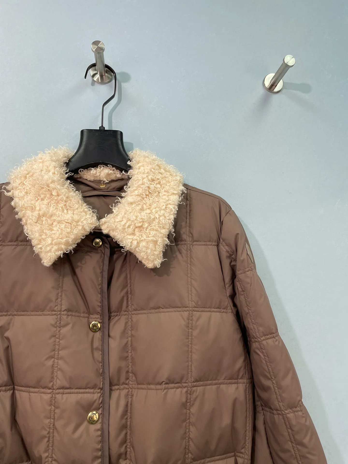 Куртки И Пуховики Женские Moncler 17913393