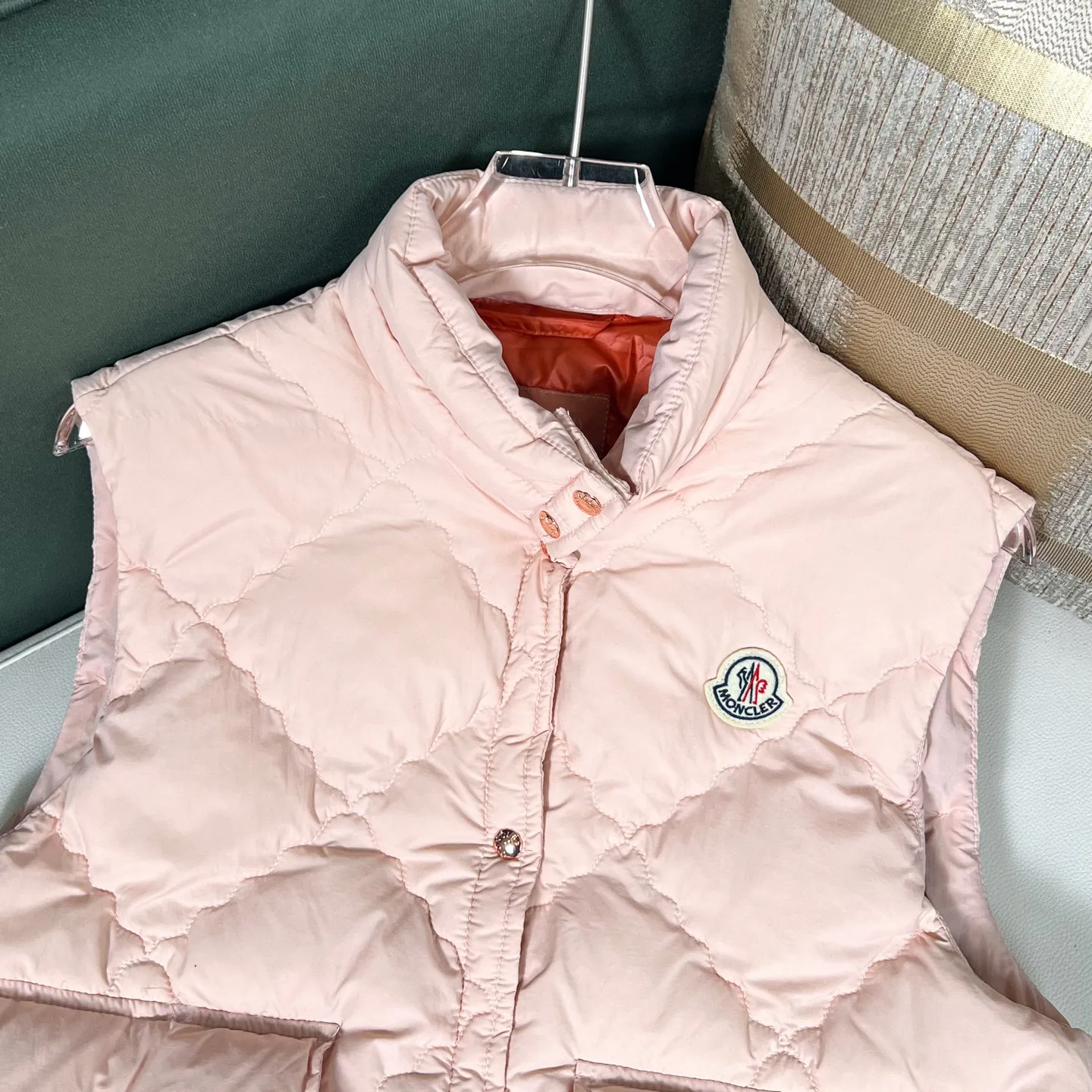 Жилеты Женские Moncler 19225049
