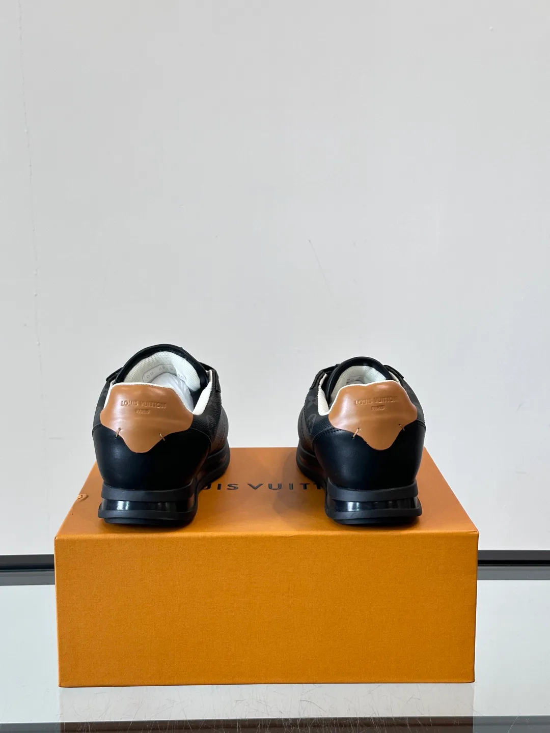 Кроссовки Мужские Louis Vuitton 56118