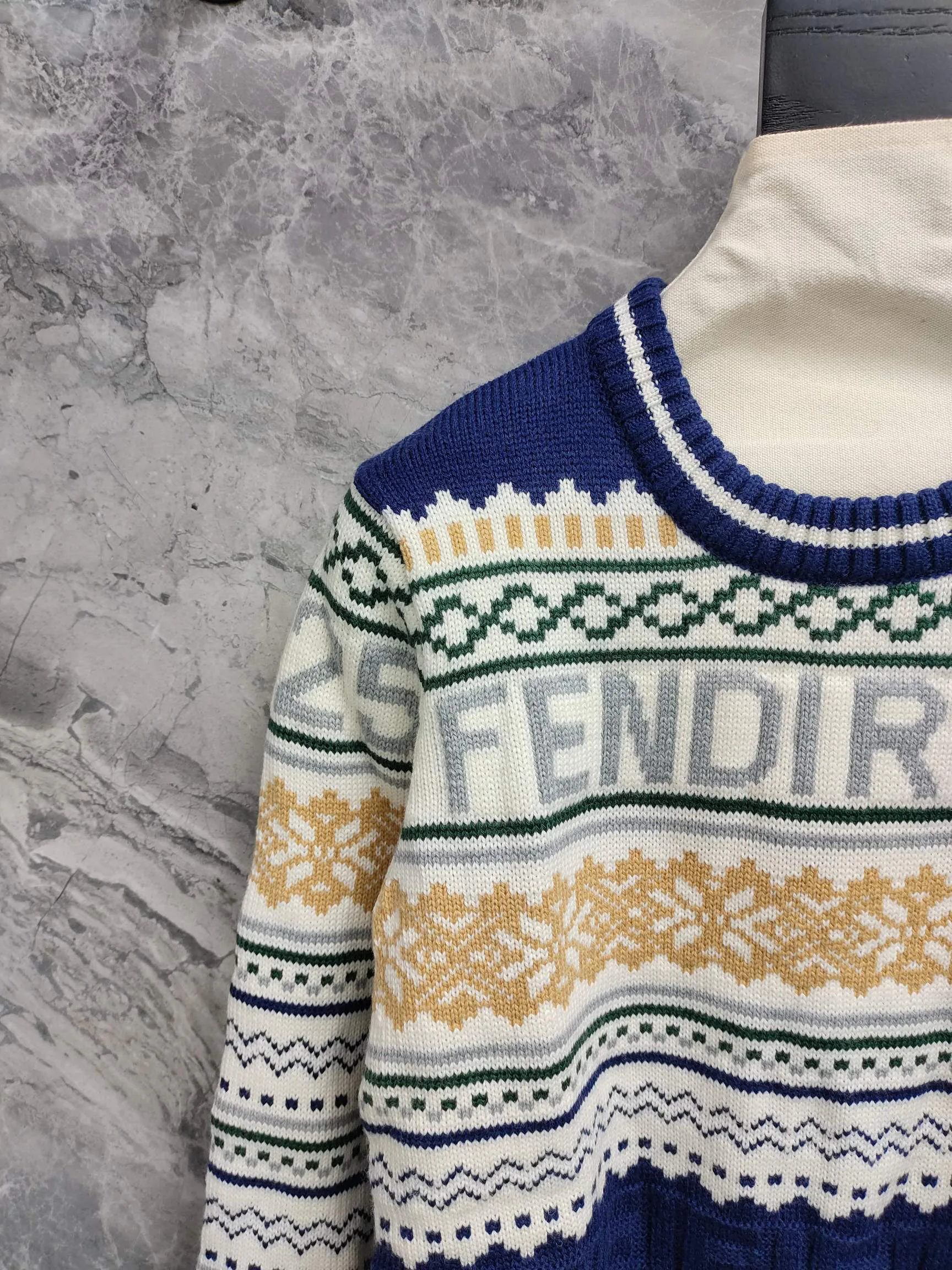 Джемперы И Свитеры Женские Fendi 676733
