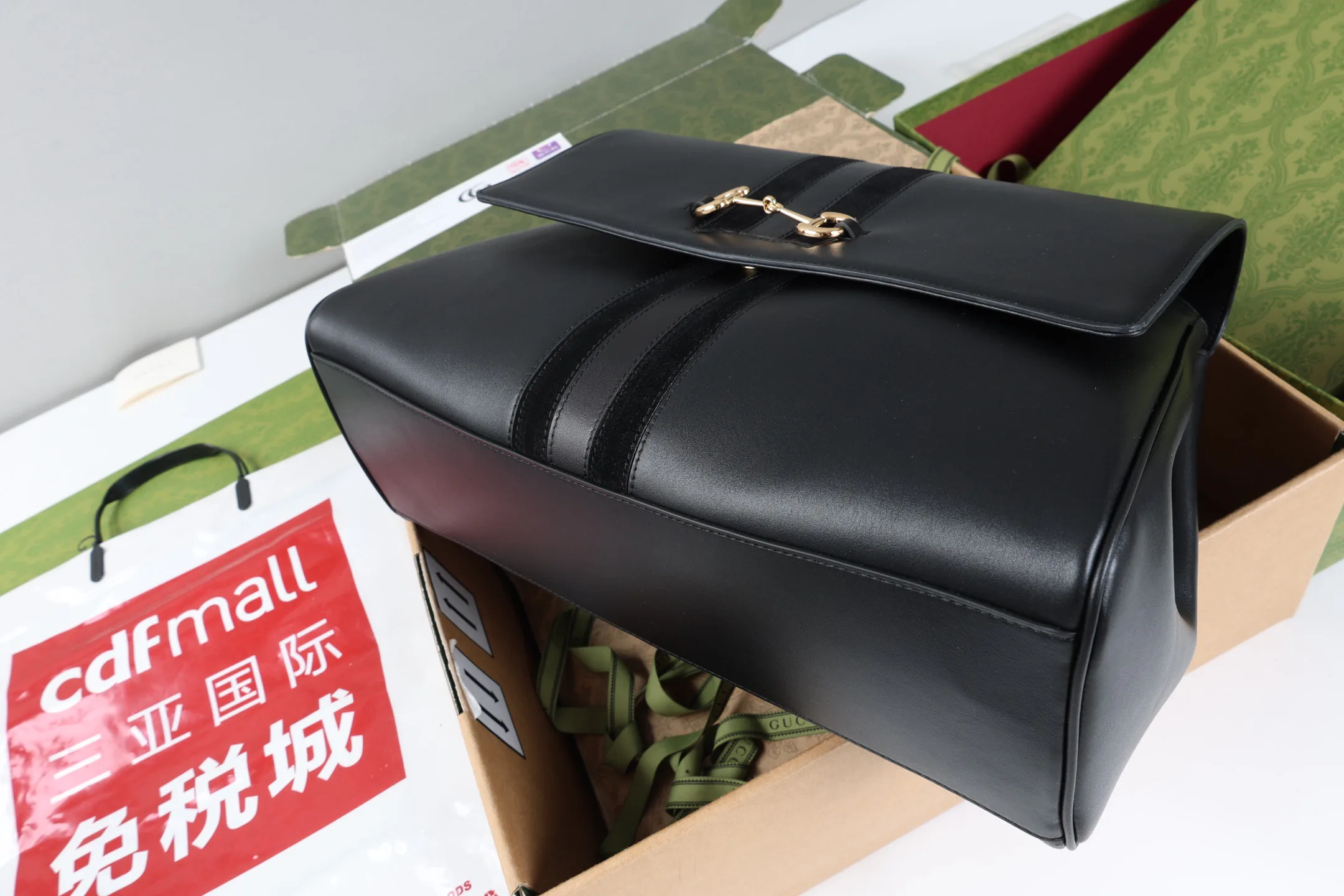 Классические Сумки Женские Gucci 17574150