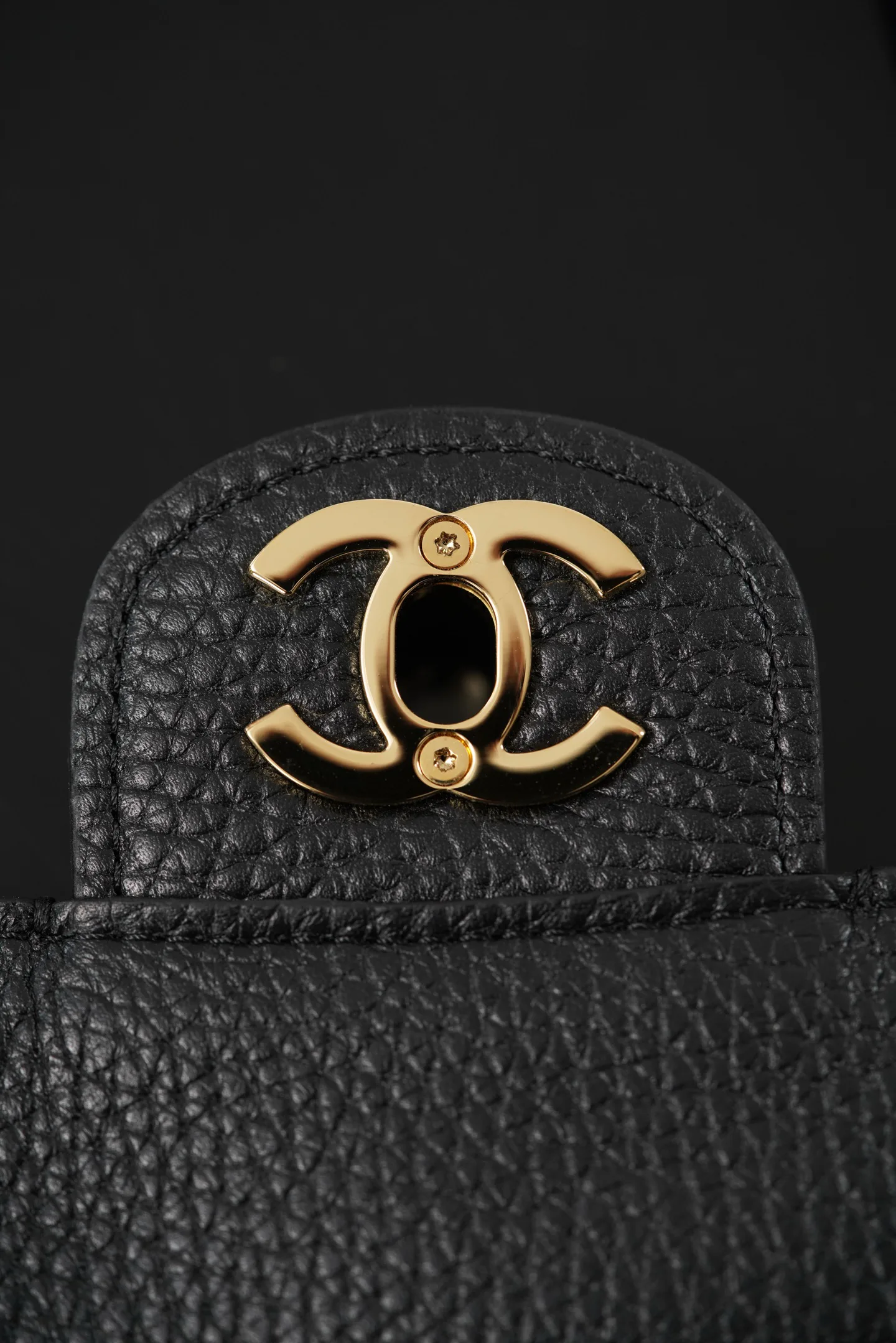 Классические Сумки Женские Chanel 17979737
