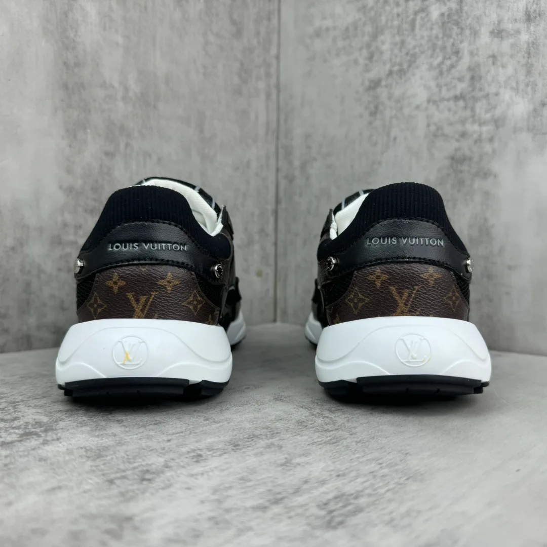 Кроссовки Женские Louis Vuitton 11349514