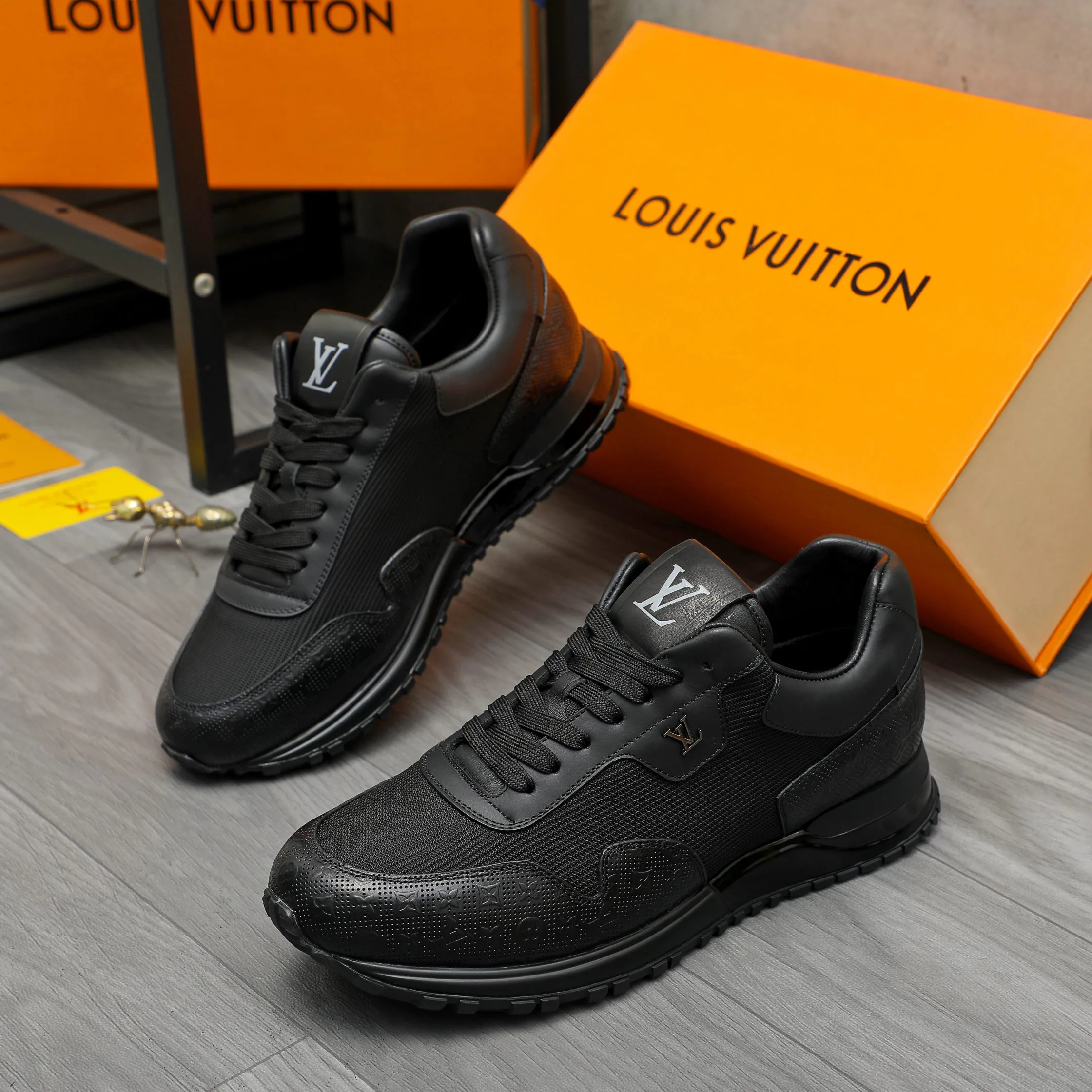 Кроссовки Мужские Louis Vuitton 288043