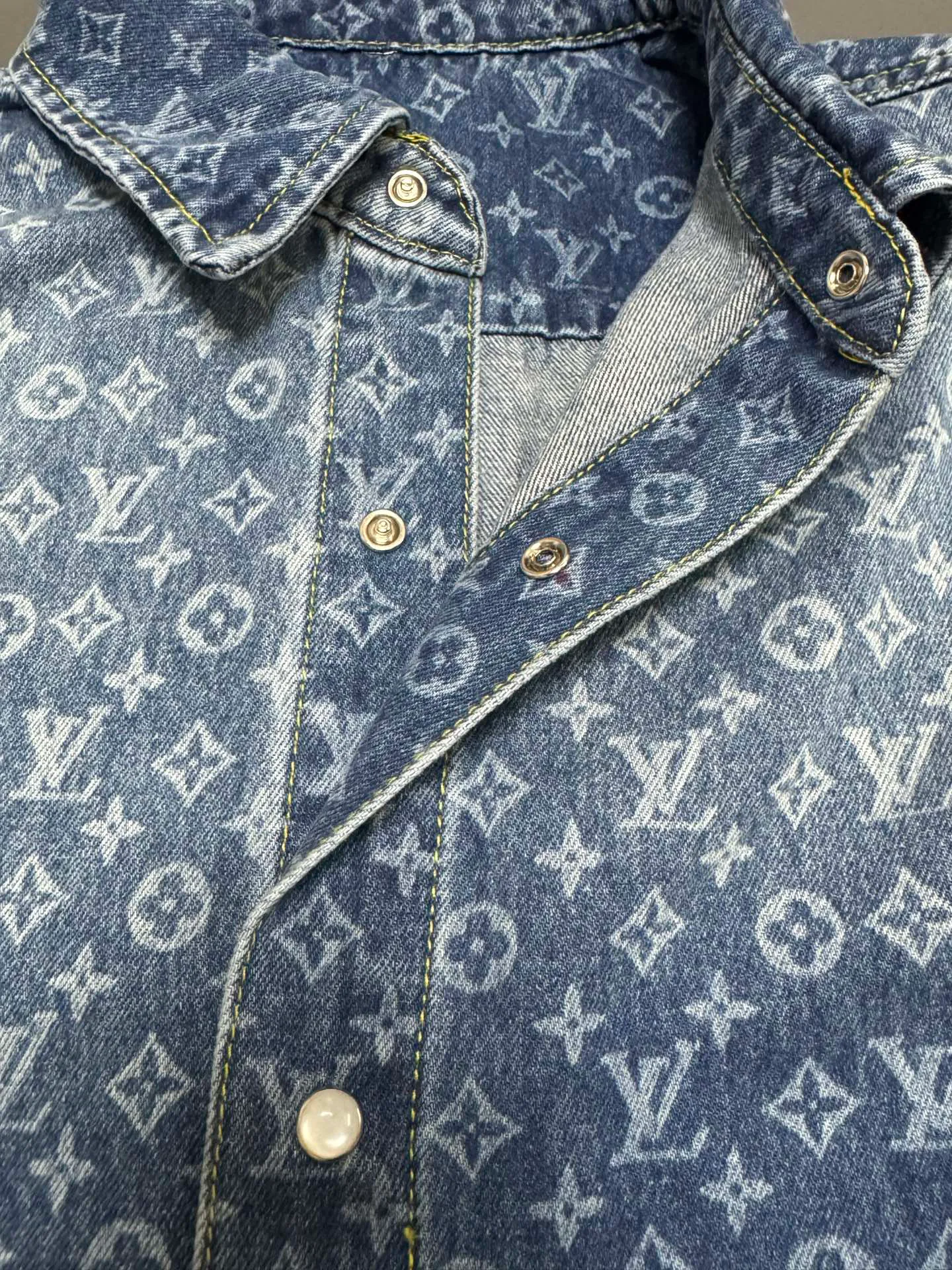 Рубашки Женские Louis Vuitton 18743310