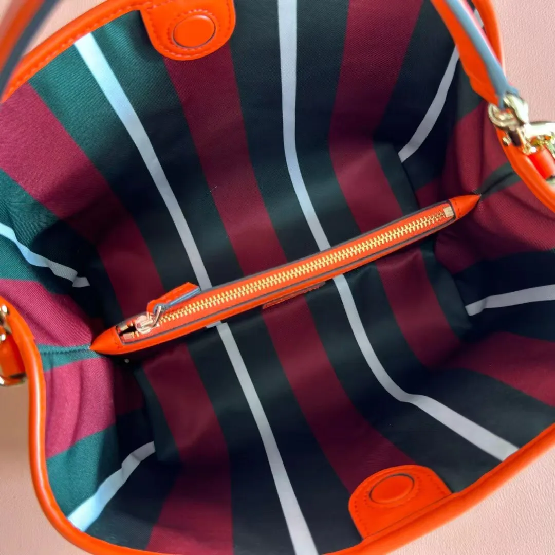 Классические Сумки Женские Gucci 11394905