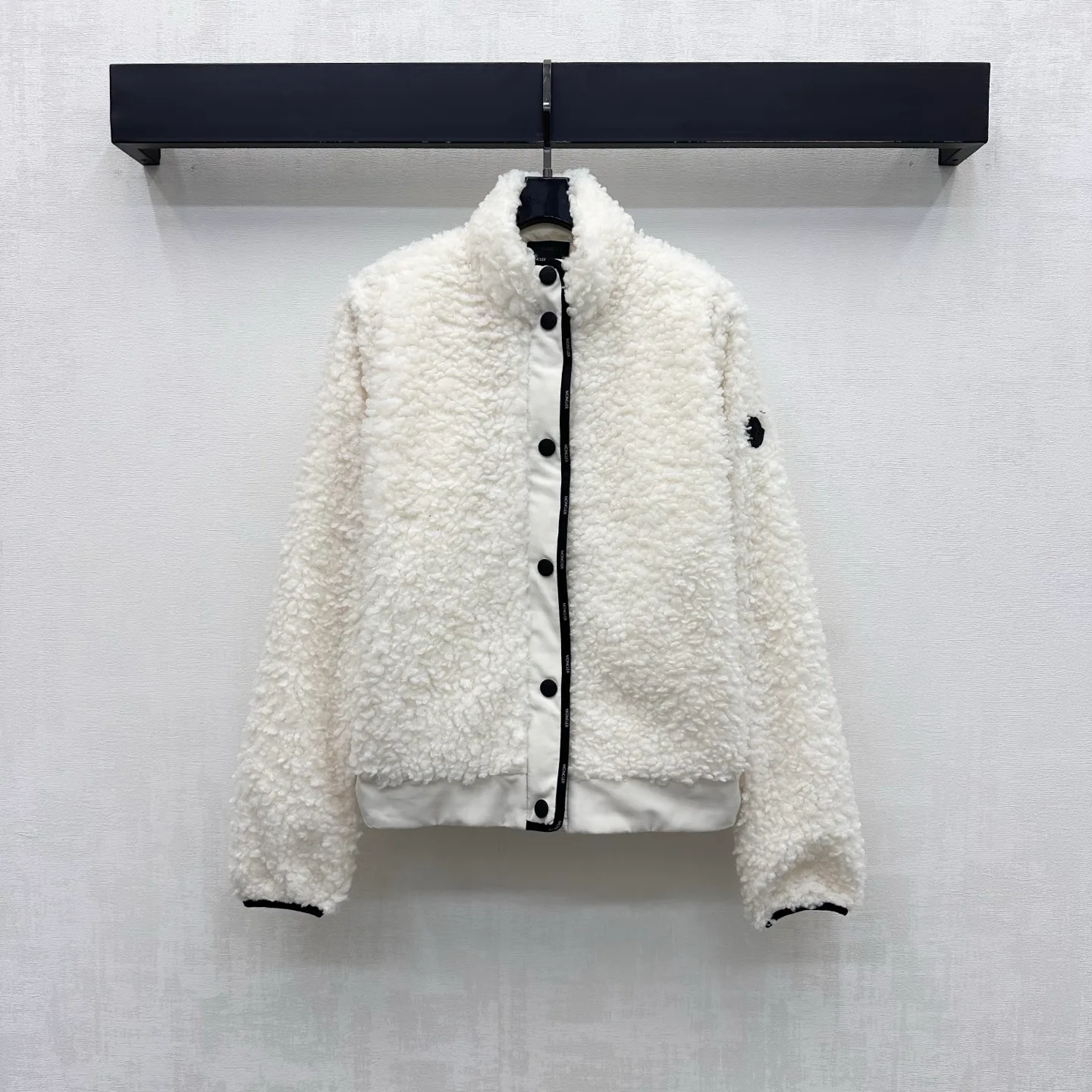Куртки И Пуховики Женские Moncler 17927256