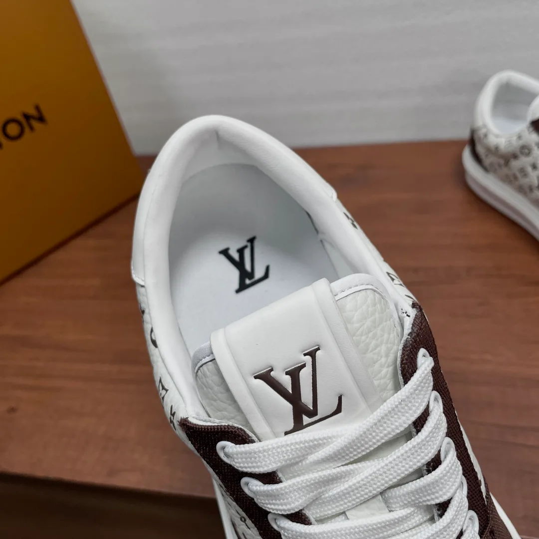 Кроссовки Мужские Louis Vuitton 18296787