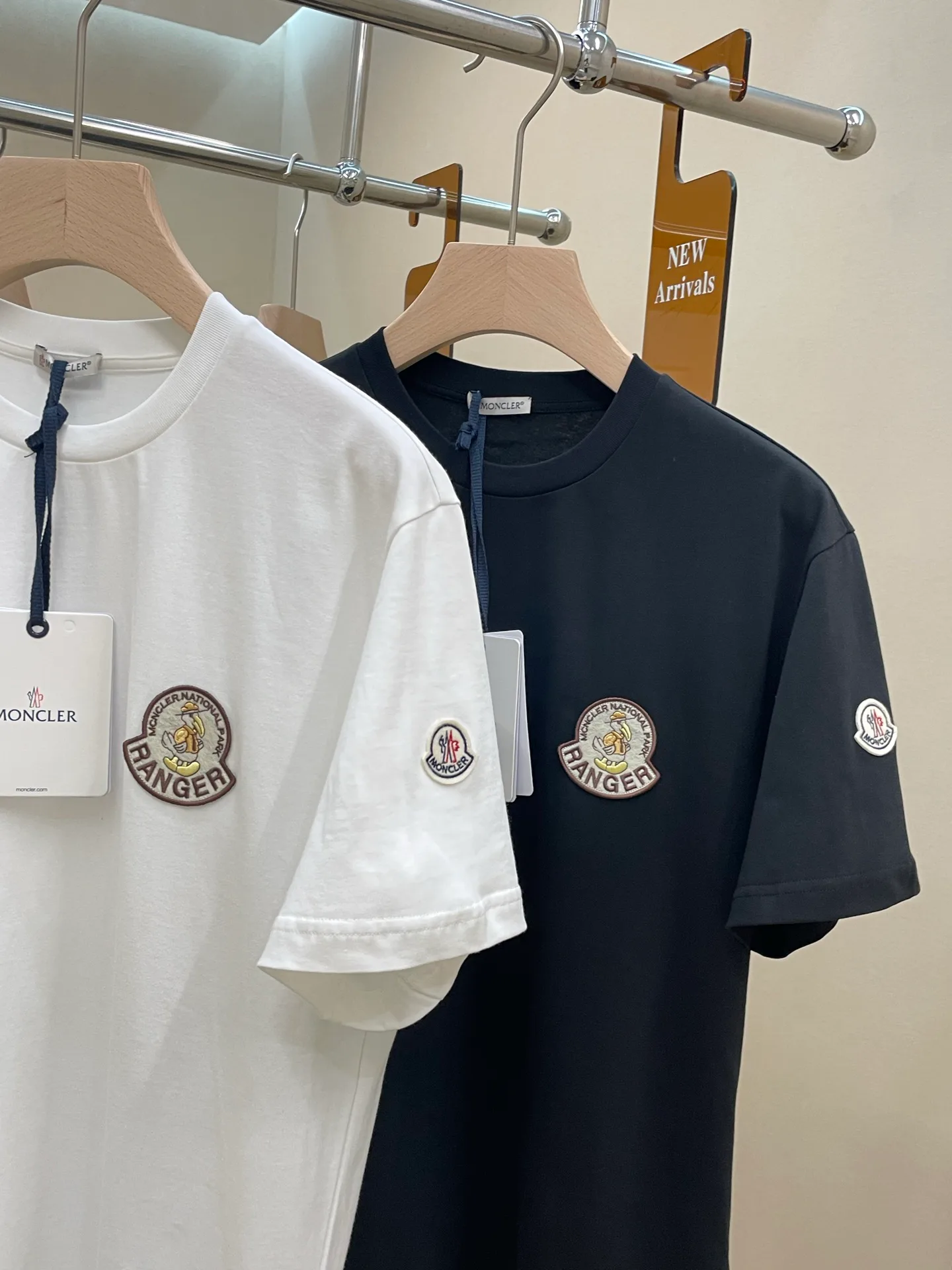 Футболки Женские Moncler 11682998