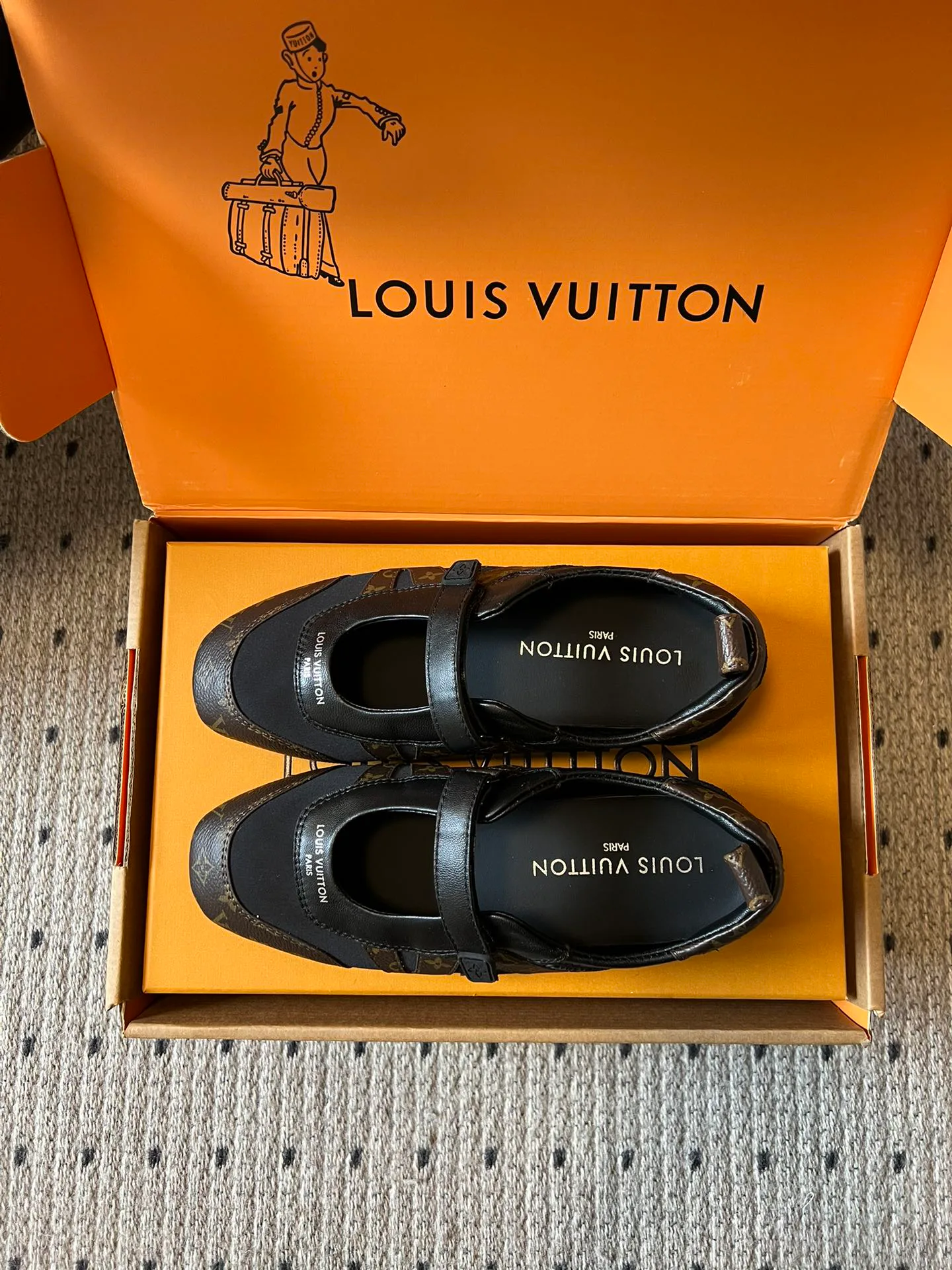 Туфли Женские Louis Vuitton 13561815