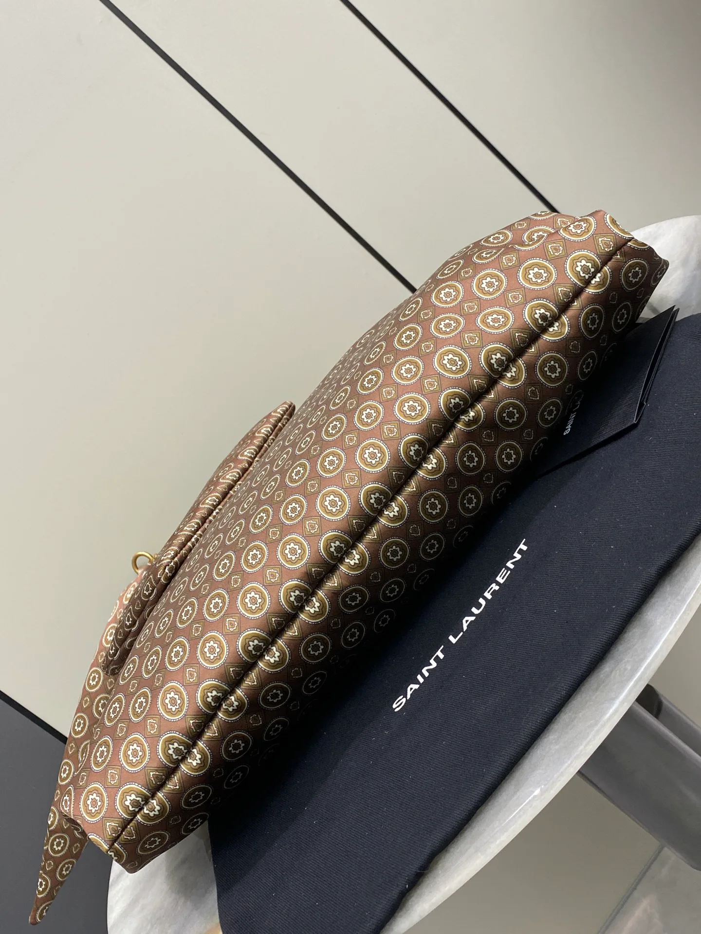 Классические Сумки Женские Saint Laurent 11886314