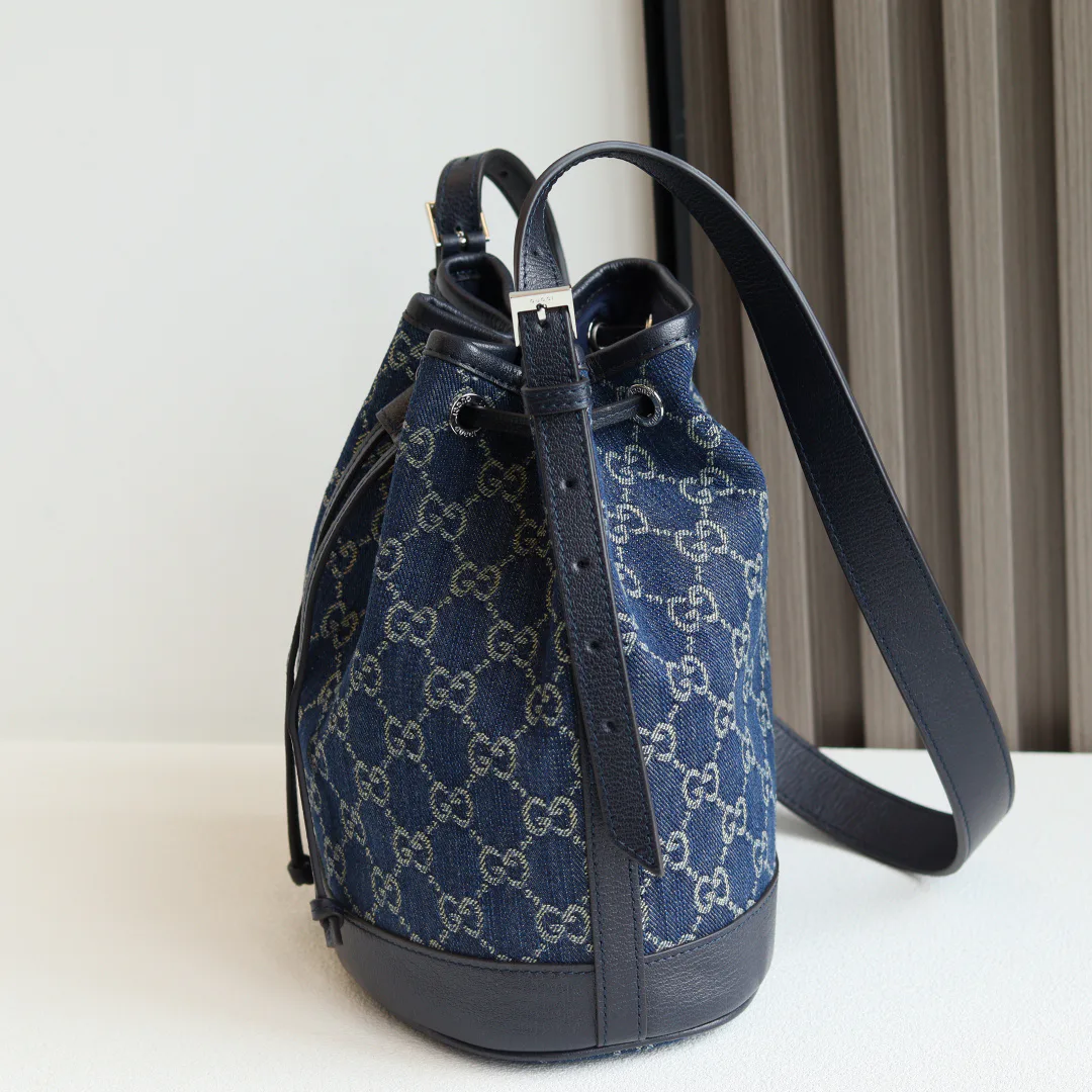 Классические Сумки Женские Gucci 17306008