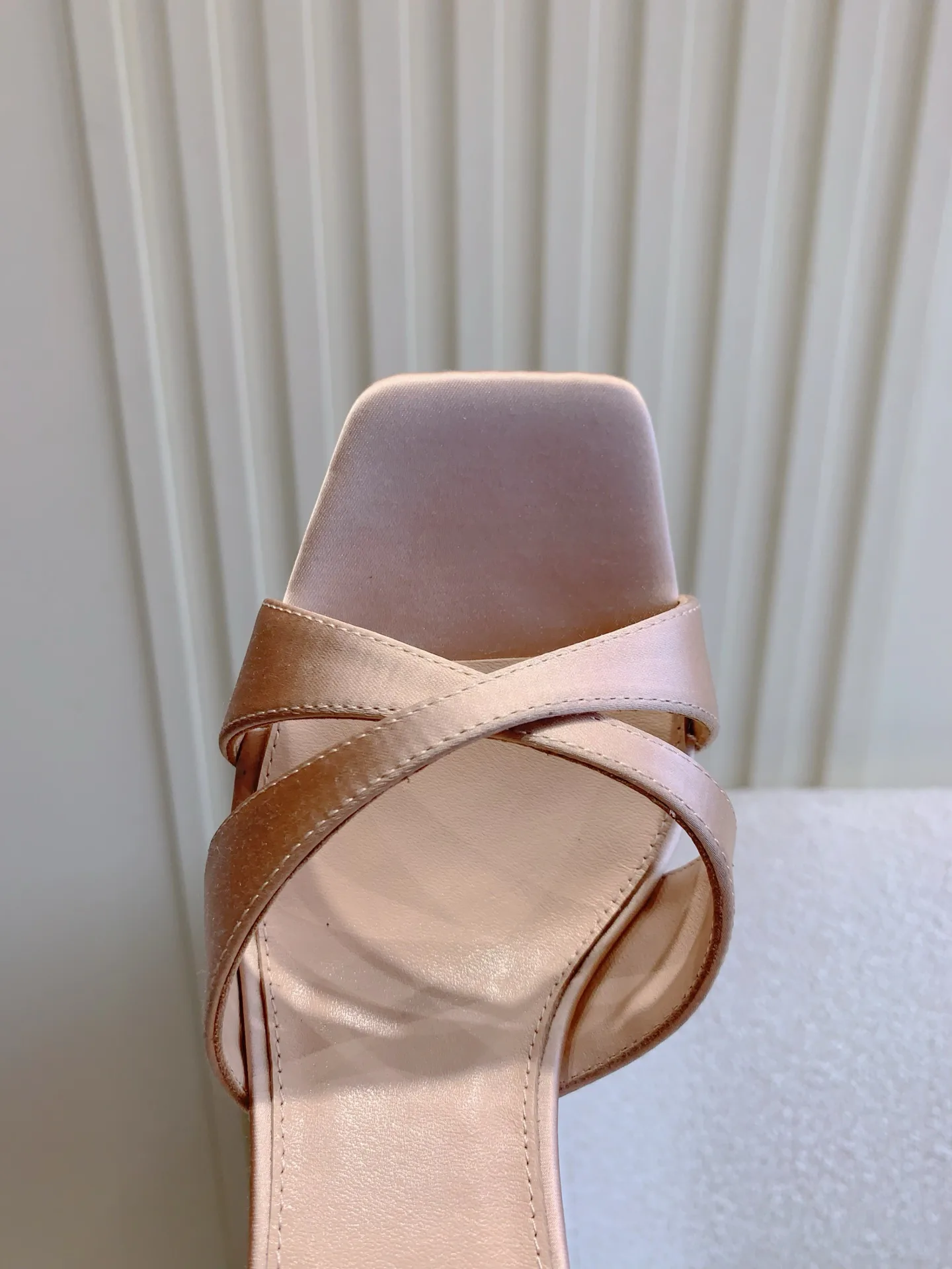 Босоножки Женские Saint Laurent 1830319