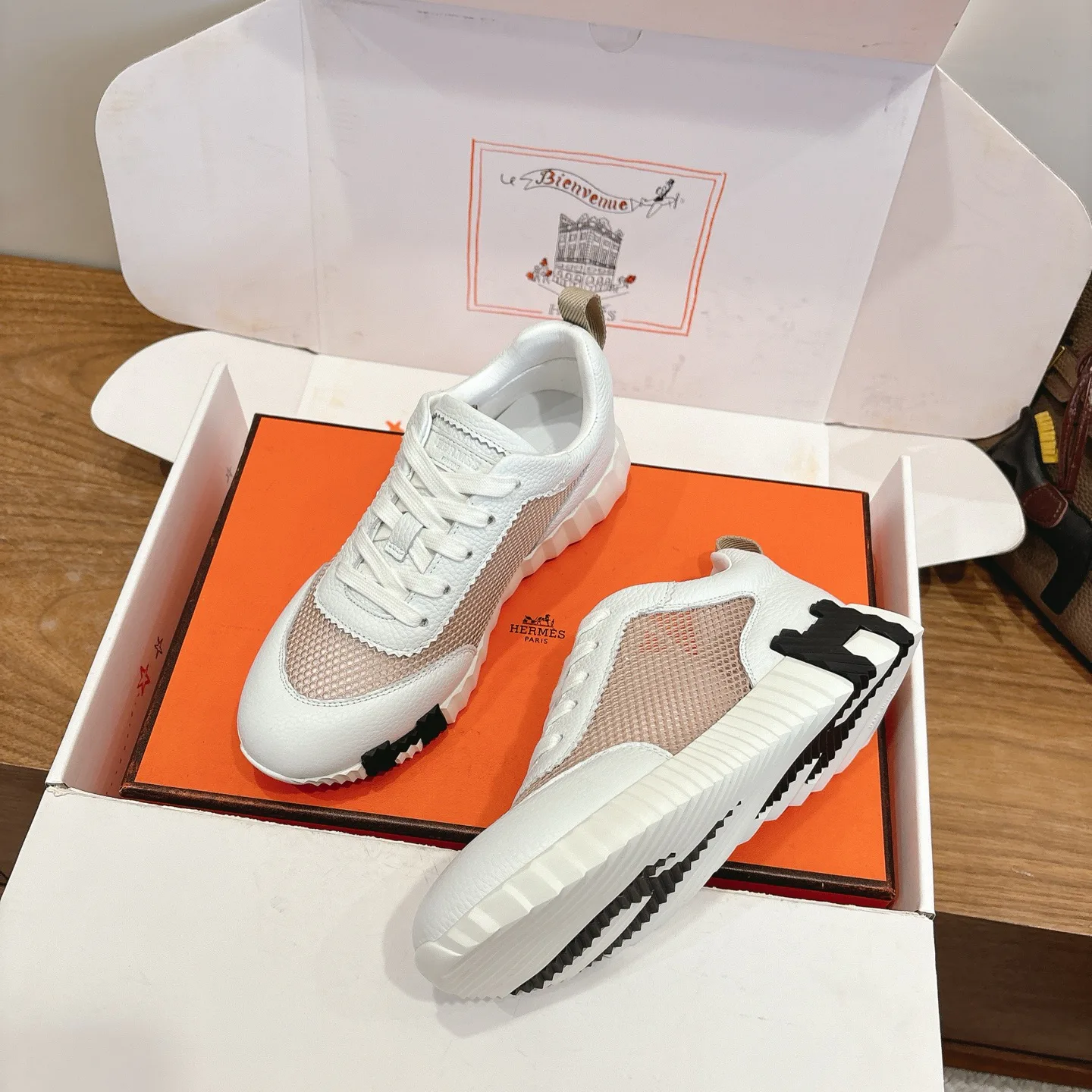 Кроссовки Женские Hermes 10031723