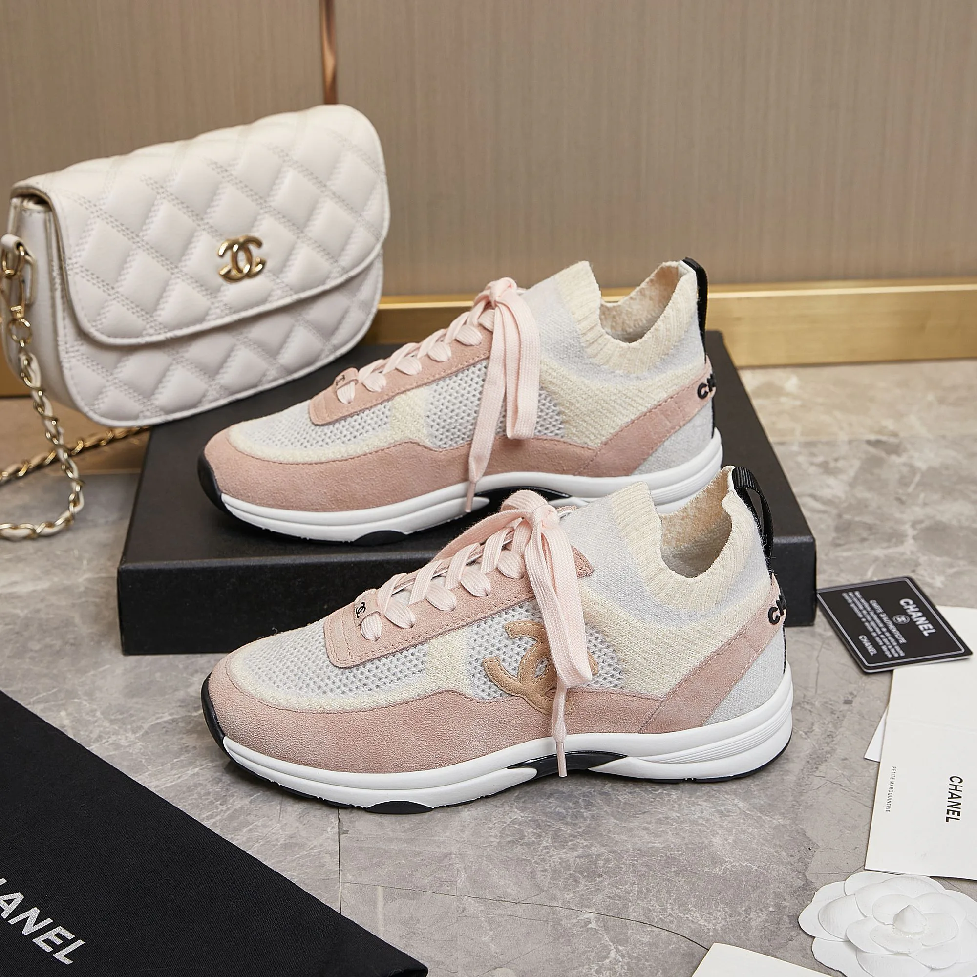 Кроссовки Женские Chanel 1268459