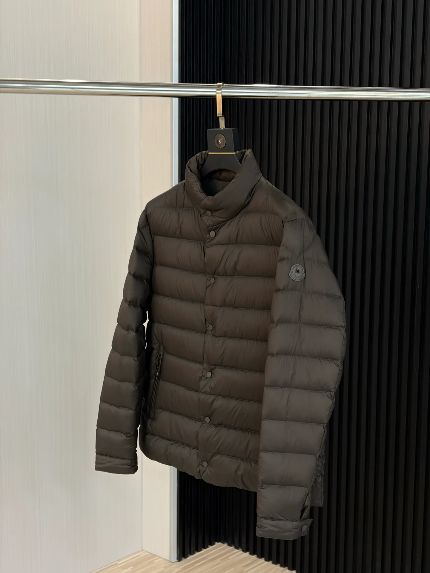 Куртки И Пуховики Мужские Moncler 18218453