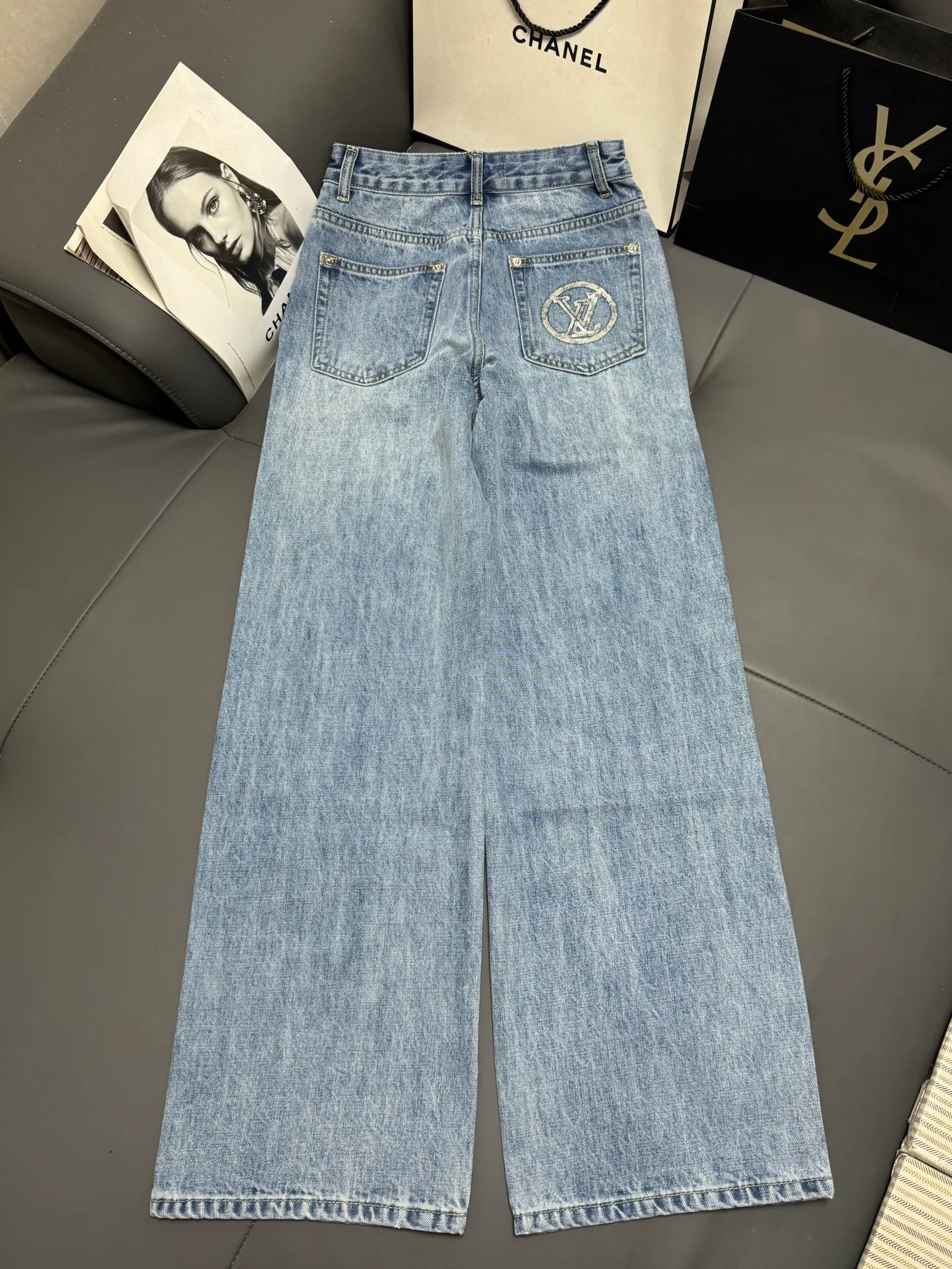 Брюки Женские Louis Vuitton 11352813