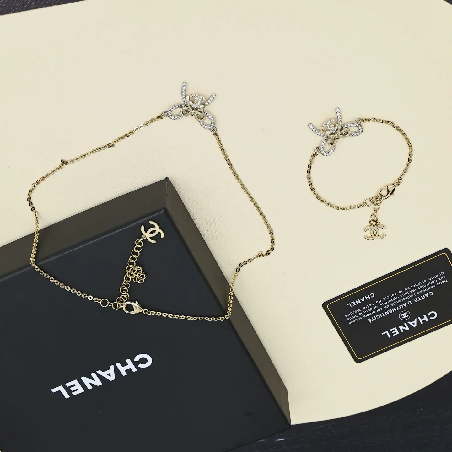 Бижутерия Chanel 225270