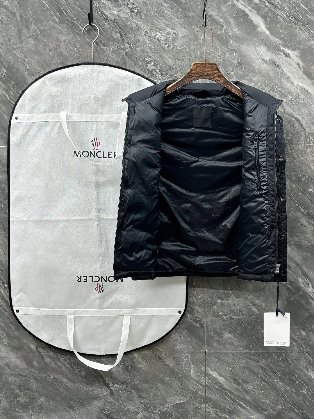 Жилеты Женские Moncler 273154