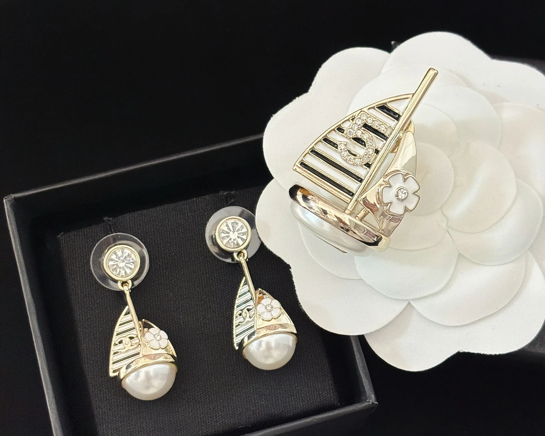 Бижутерия Chanel 11495172