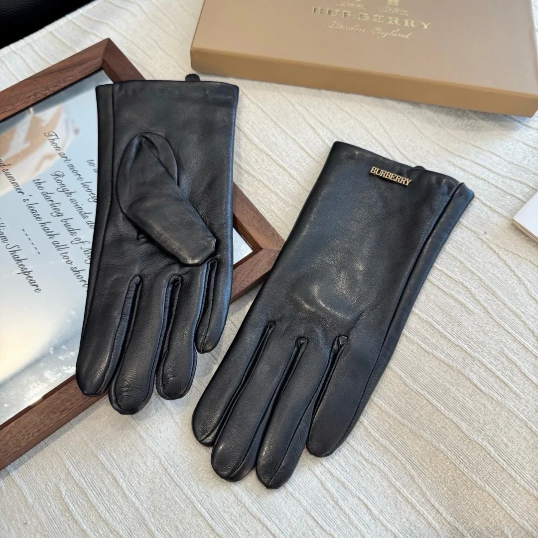 Перчатки Burberry 18574842