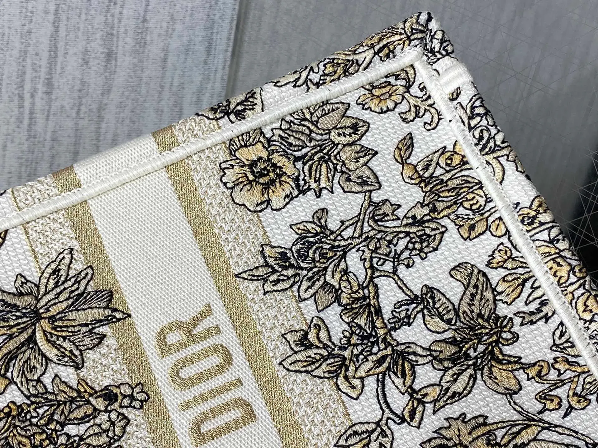 Классические Сумки Женские Christian Dior 82494