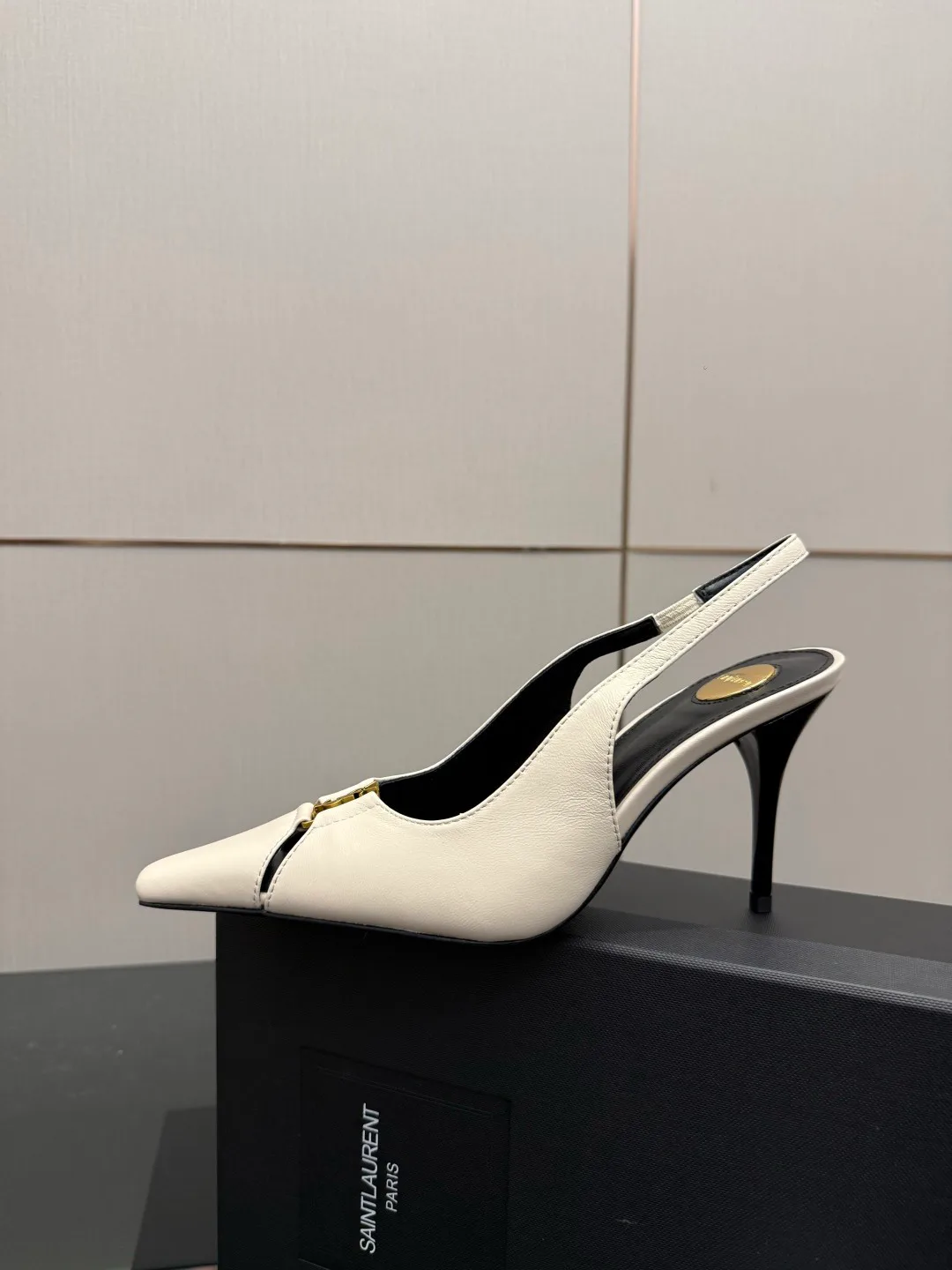Босоножки Женские Saint Laurent 13164447