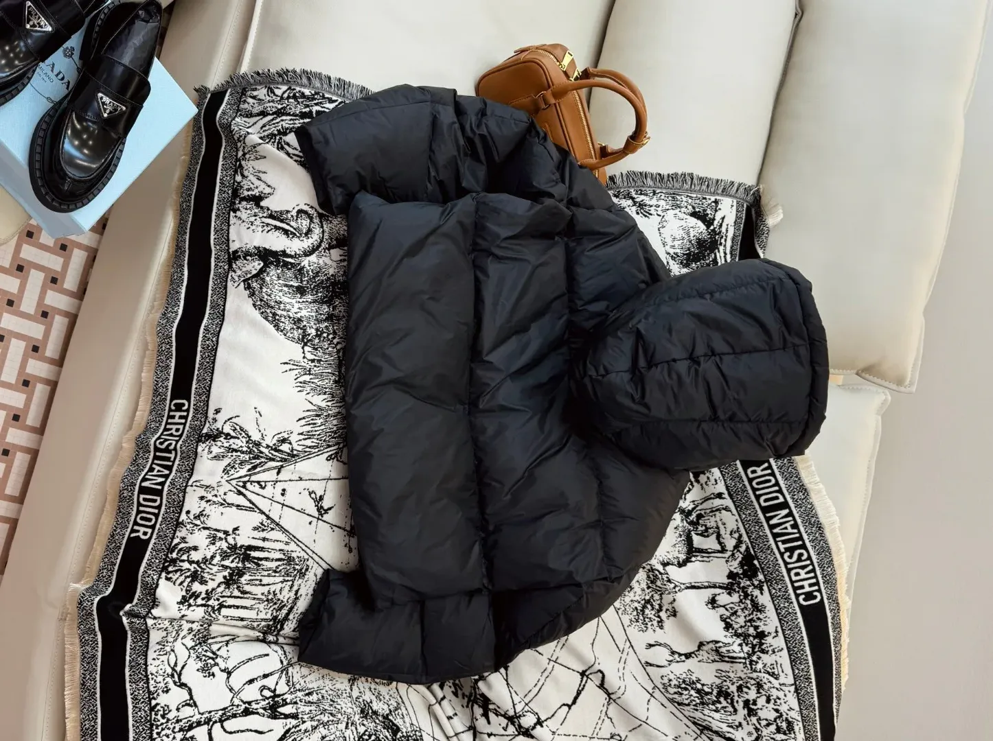 Куртки И Пуховики Женские Prada 248389