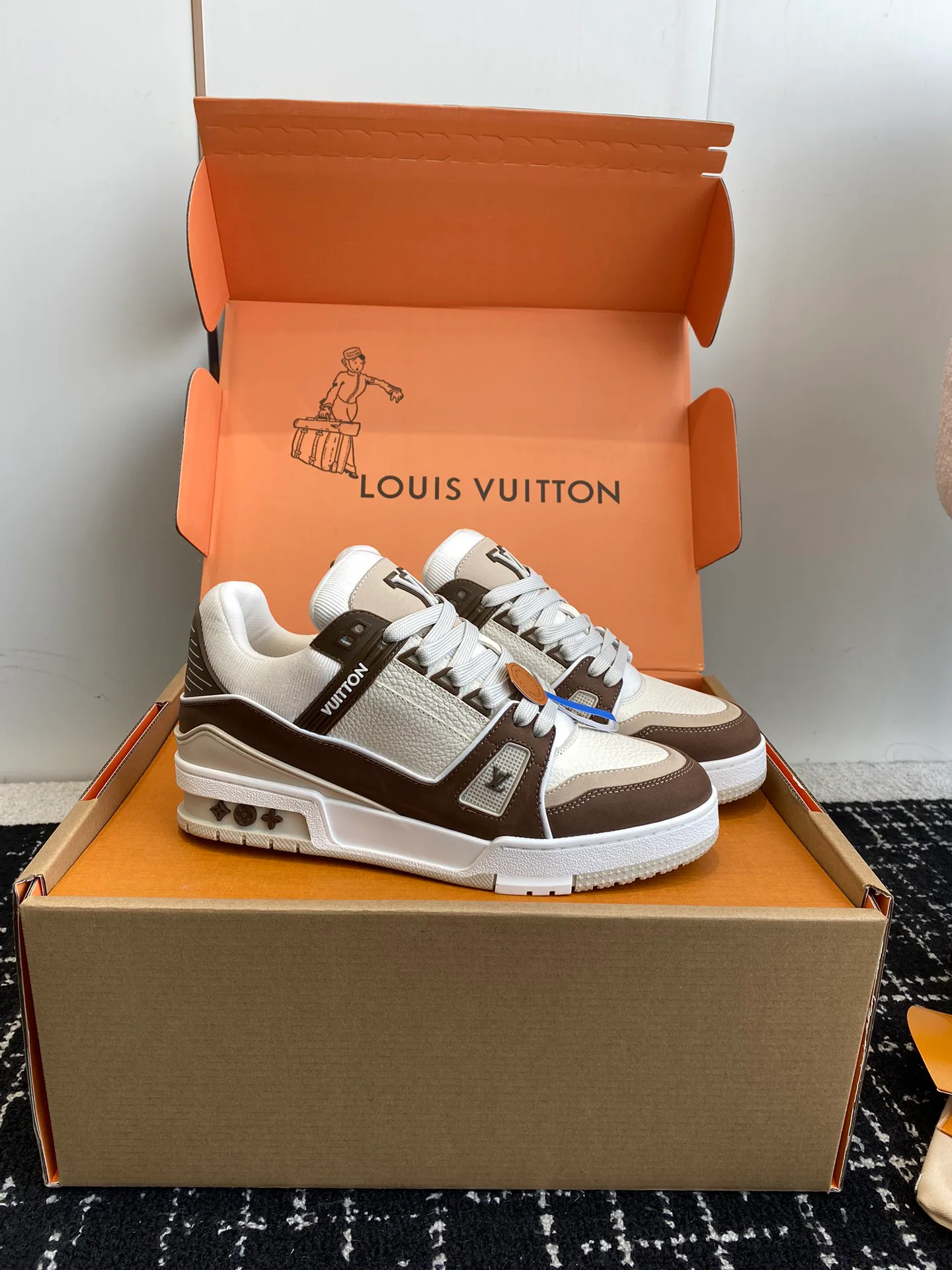 Кроссовки Женские Louis Vuitton 5790898