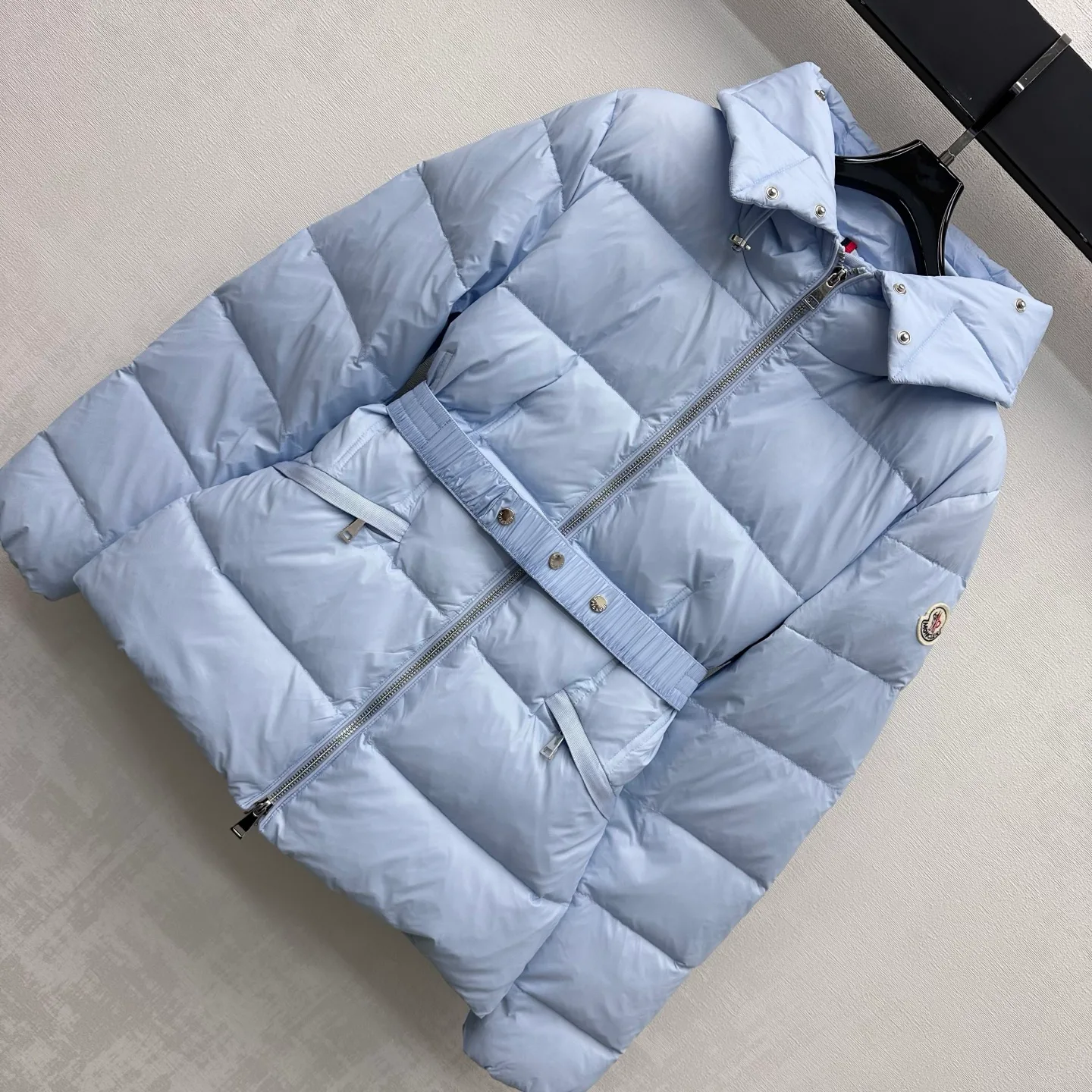 Куртки И Пуховики Женские Moncler 19278741