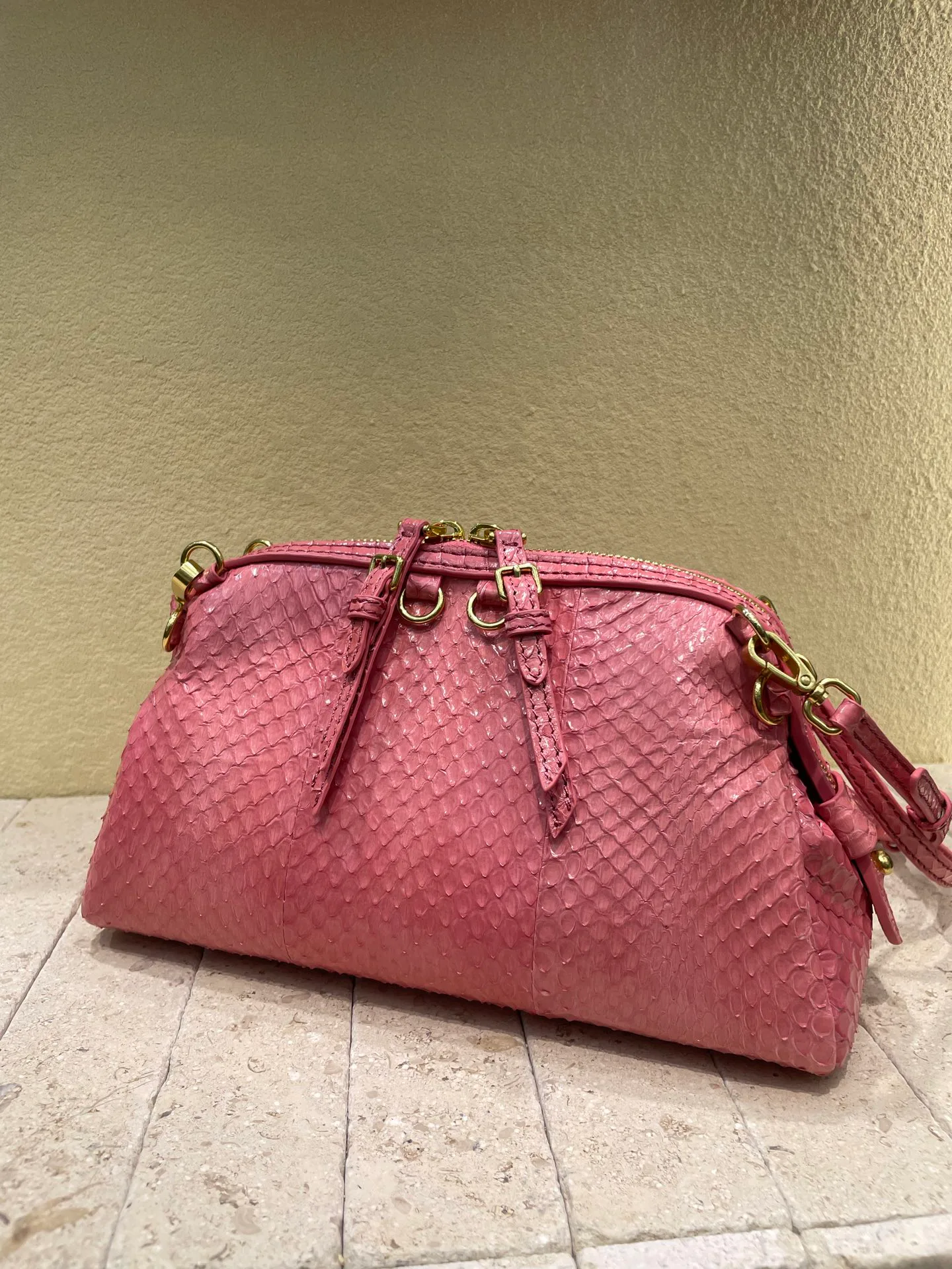 Классические Сумки Женские Miu Miu 12702920