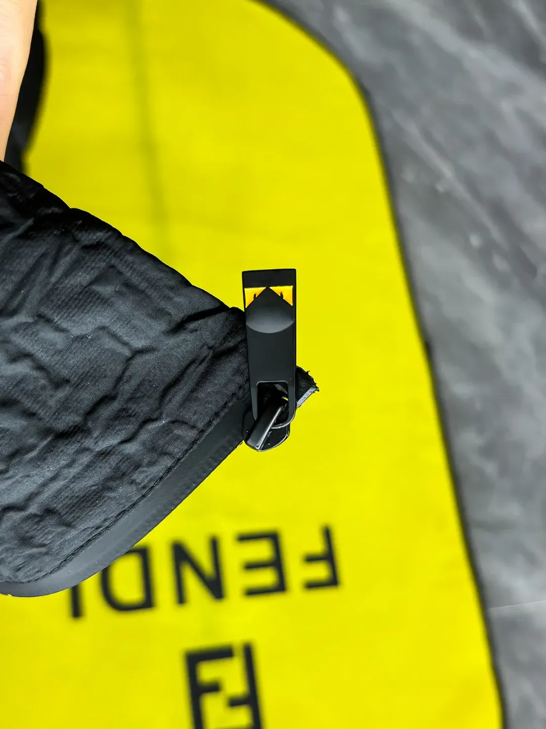 Куртки И Пуховики Мужские Fendi 132321