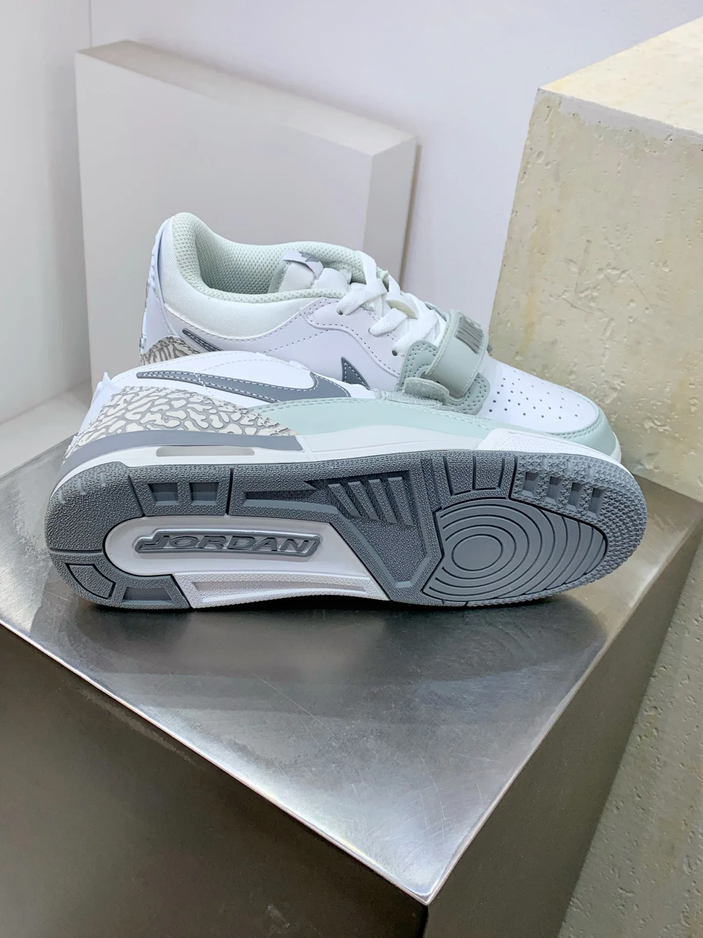 Кроссовки Женские Air Jordan 5025155