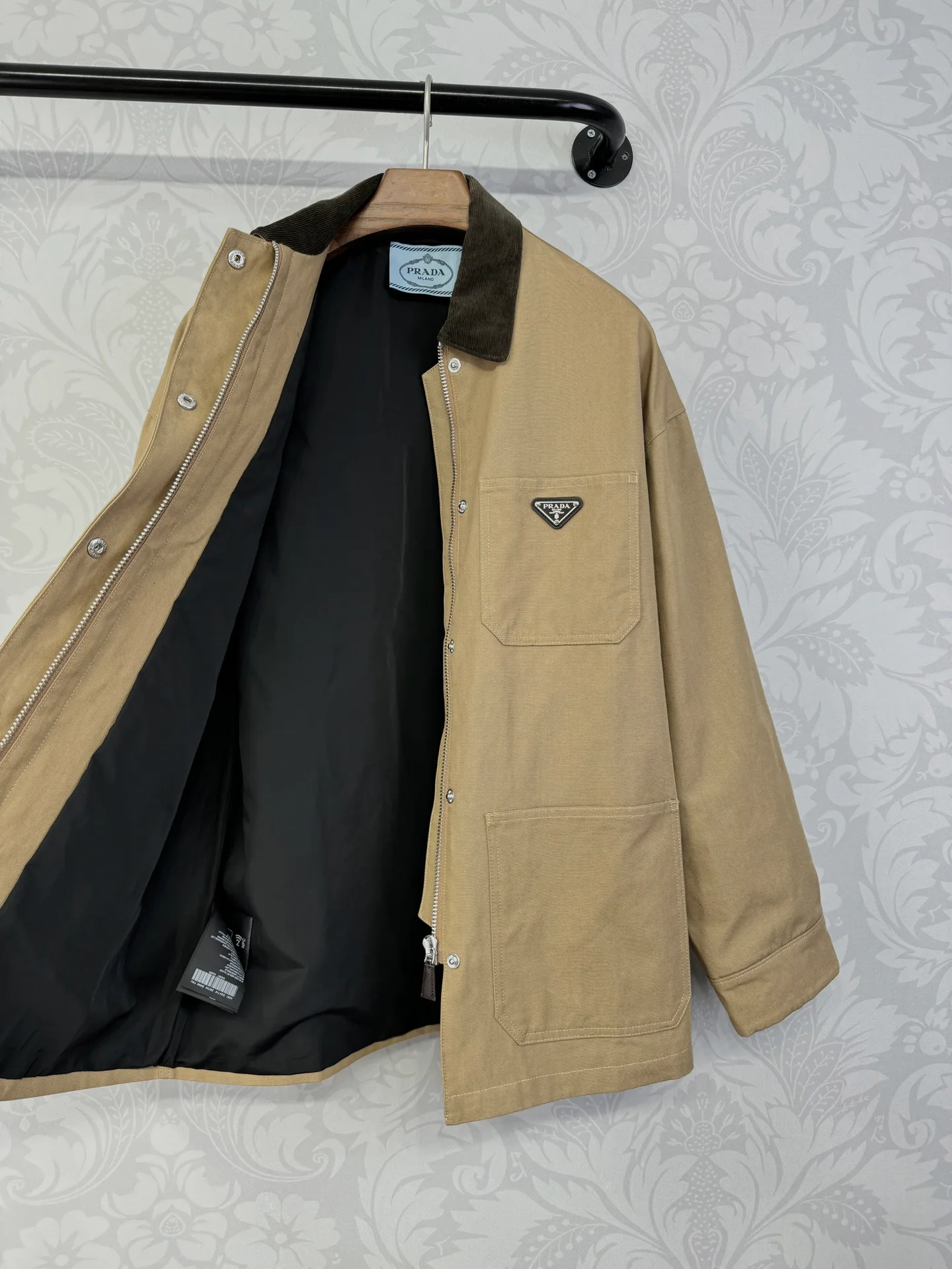 Куртки Женские Prada Куртки Женские Prada