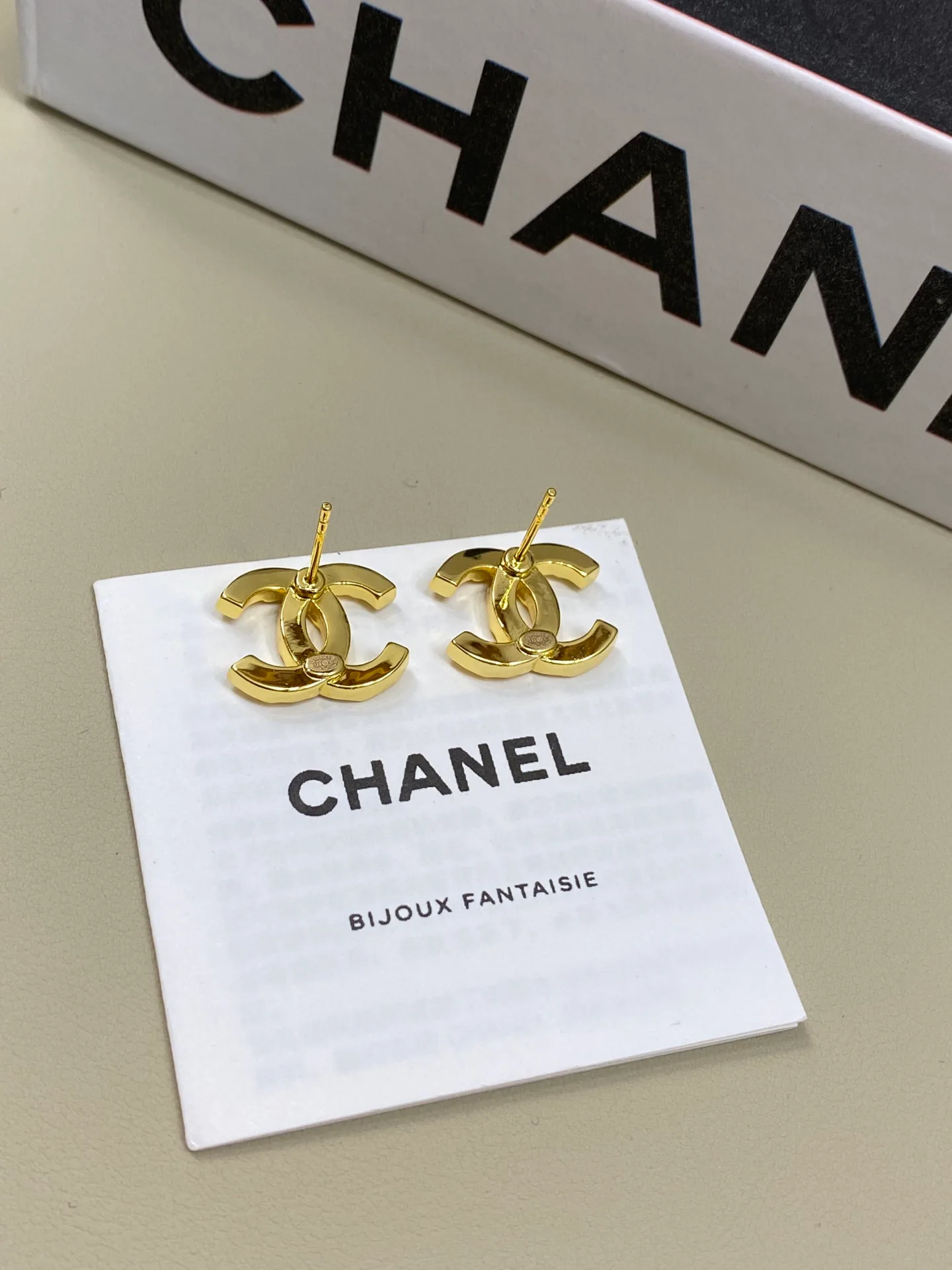Бижутерия Chanel 11420342