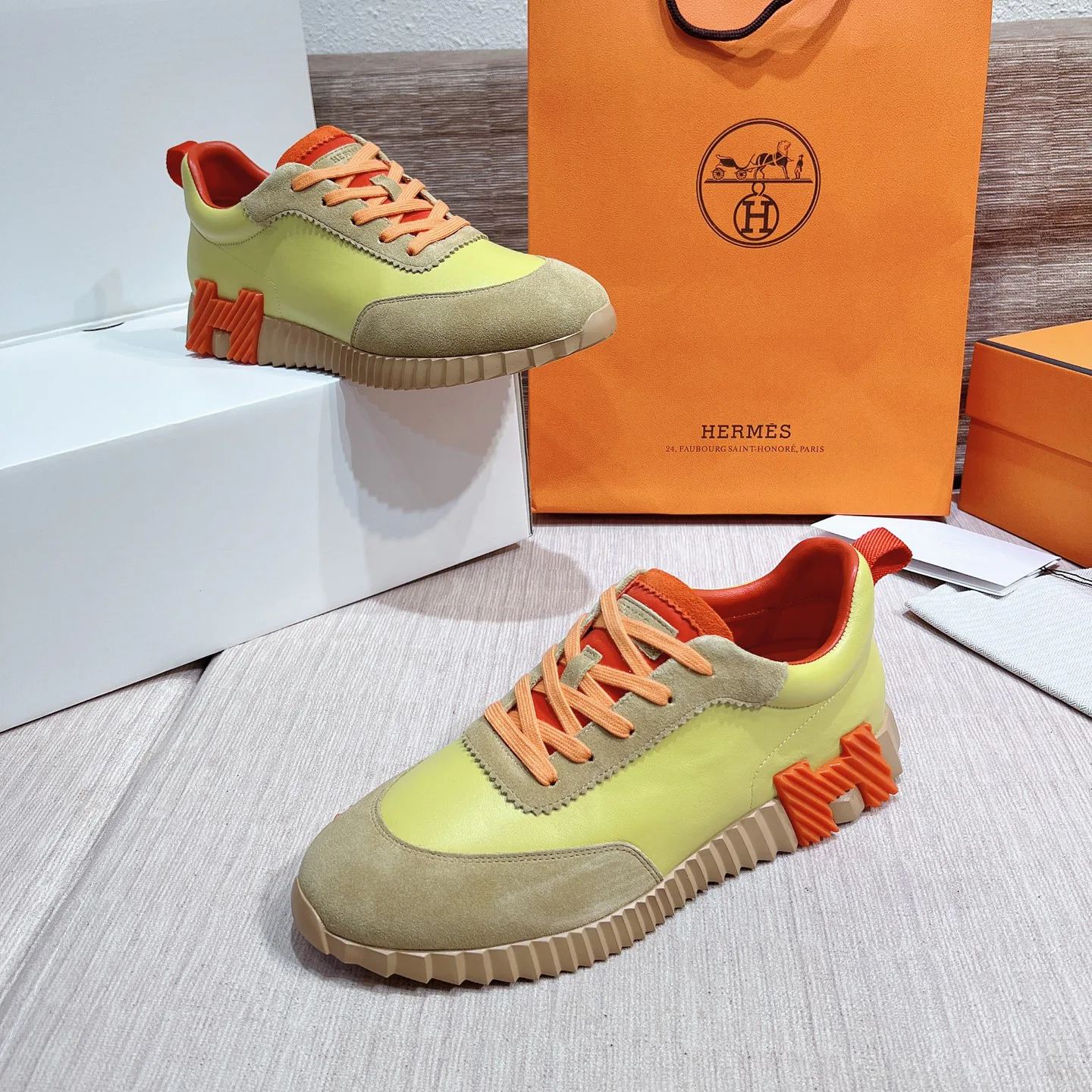 Кроссовки Женские Hermes 17749548