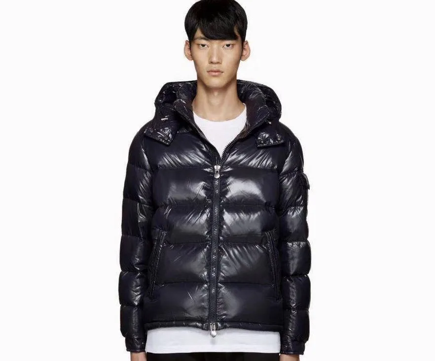 Куртки И Пуховики Мужские Moncler 2536